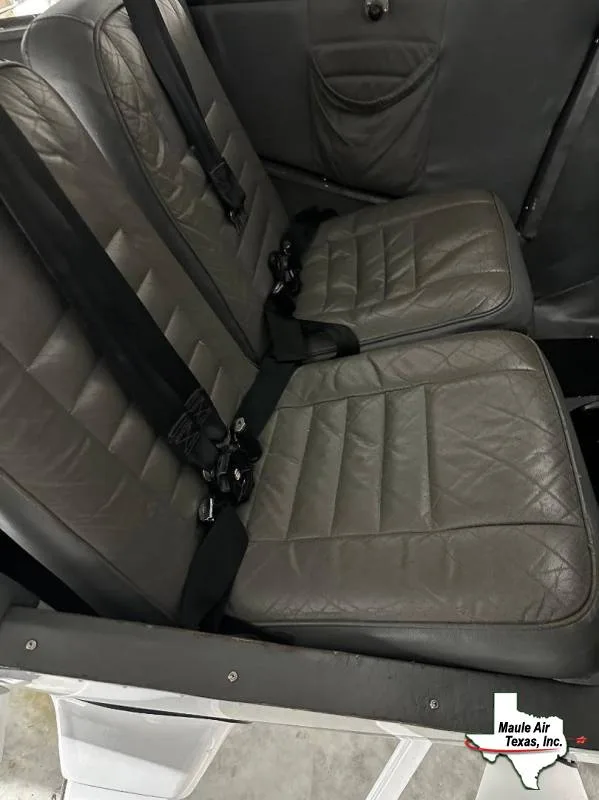 Cabin interior of a 1996 Maule MXT-7-180 Star Rocket.