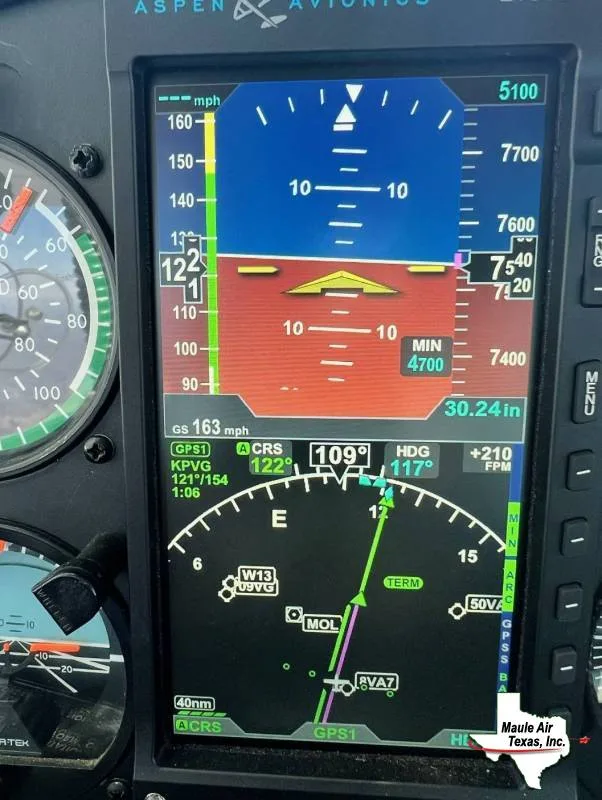 Avionics suite of a 1996 Maule MXT-7-180 Star Rocket.