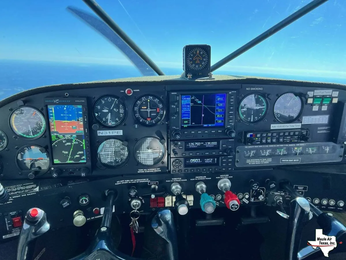 Cockpit and instrument panel of a 1996 Maule MXT-7-180 Star Rocket.