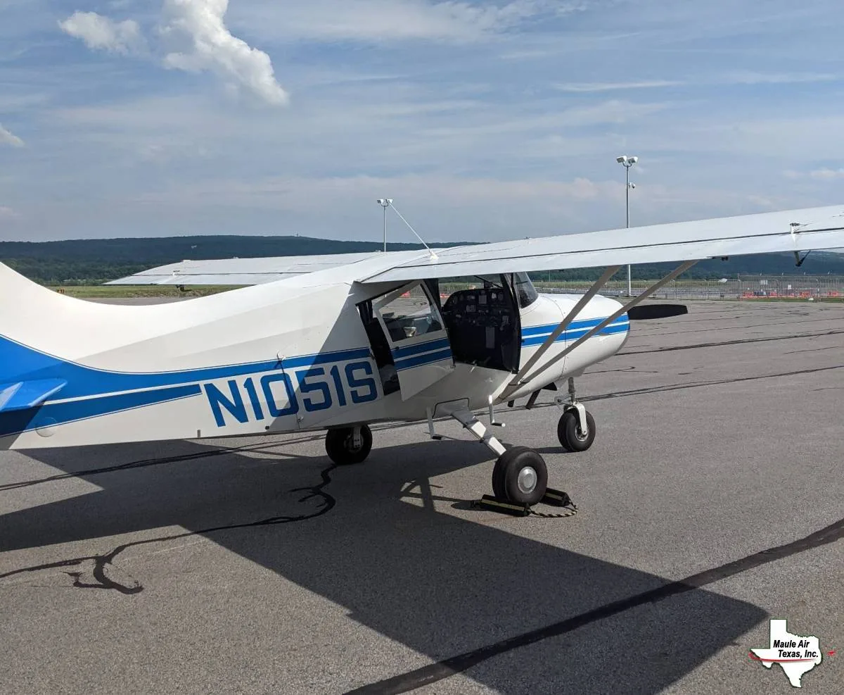 Exterior view of a 1998 Maule MXT-7-180A Comet.