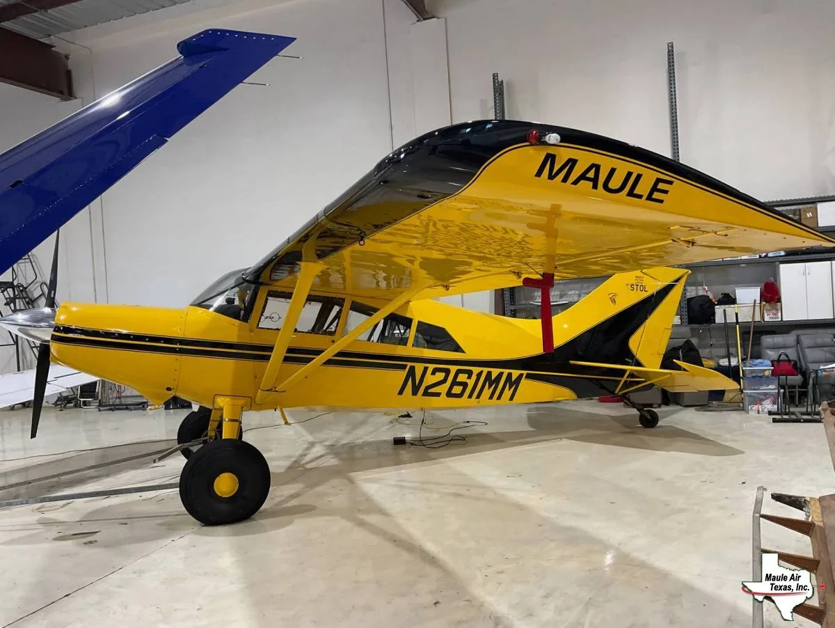 Exterior view of a 2000 Maule M-7-260C Orion.