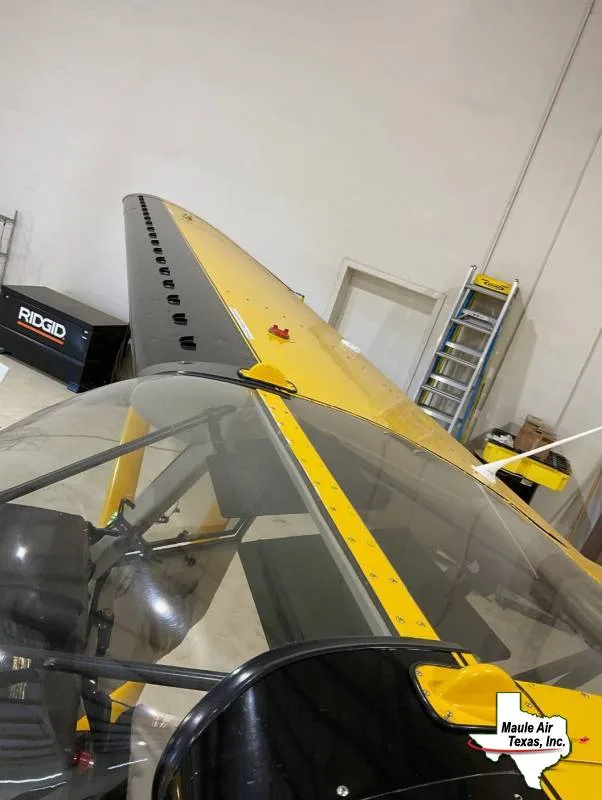 Exterior view of a 2000 Maule M-7-260C Orion.