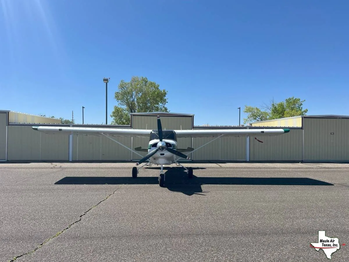 Exterior view of a 2001 Maule Tri Gear MT-7-260.