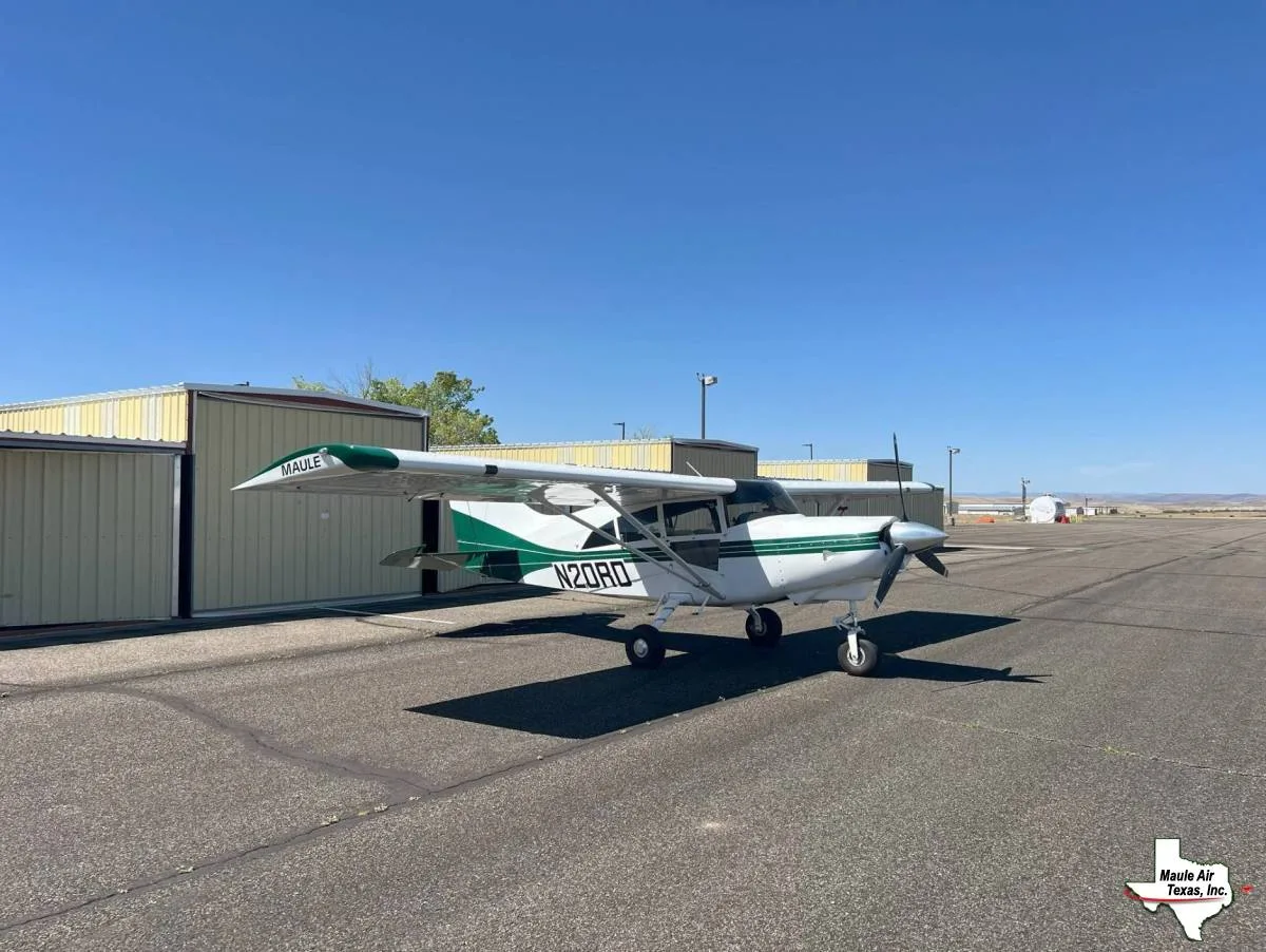 Exterior view of a 2001 Maule Tri Gear MT-7-260.