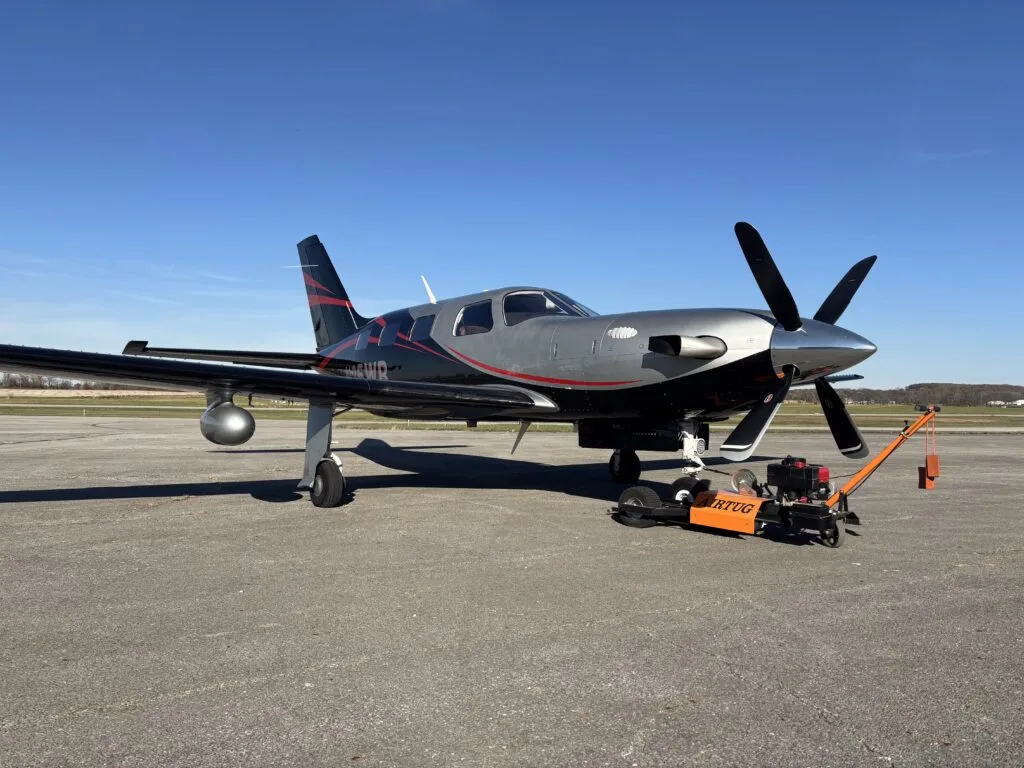 Exterior view of a 2006 Piper PA46 – 500TP Meridian.