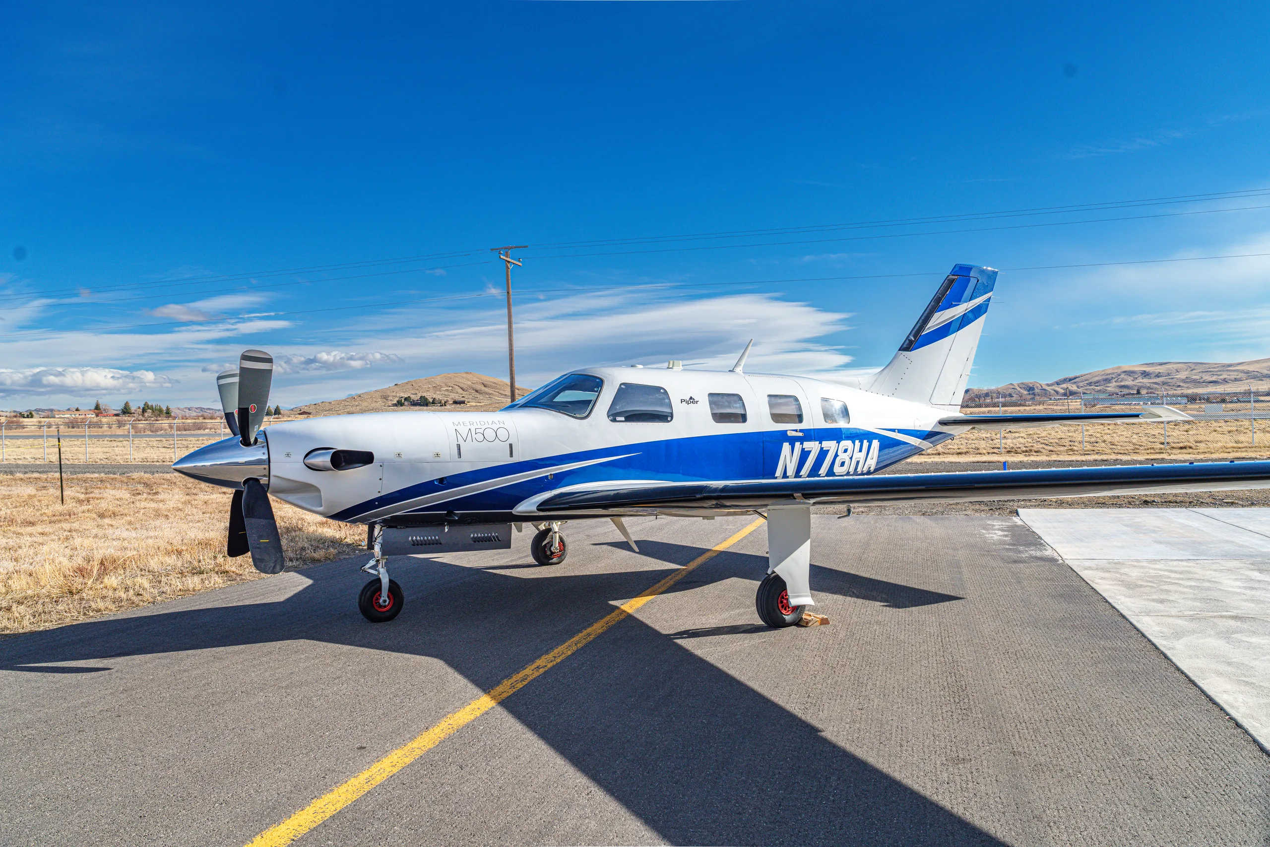 Exterior view of a 2015 Piper M500.