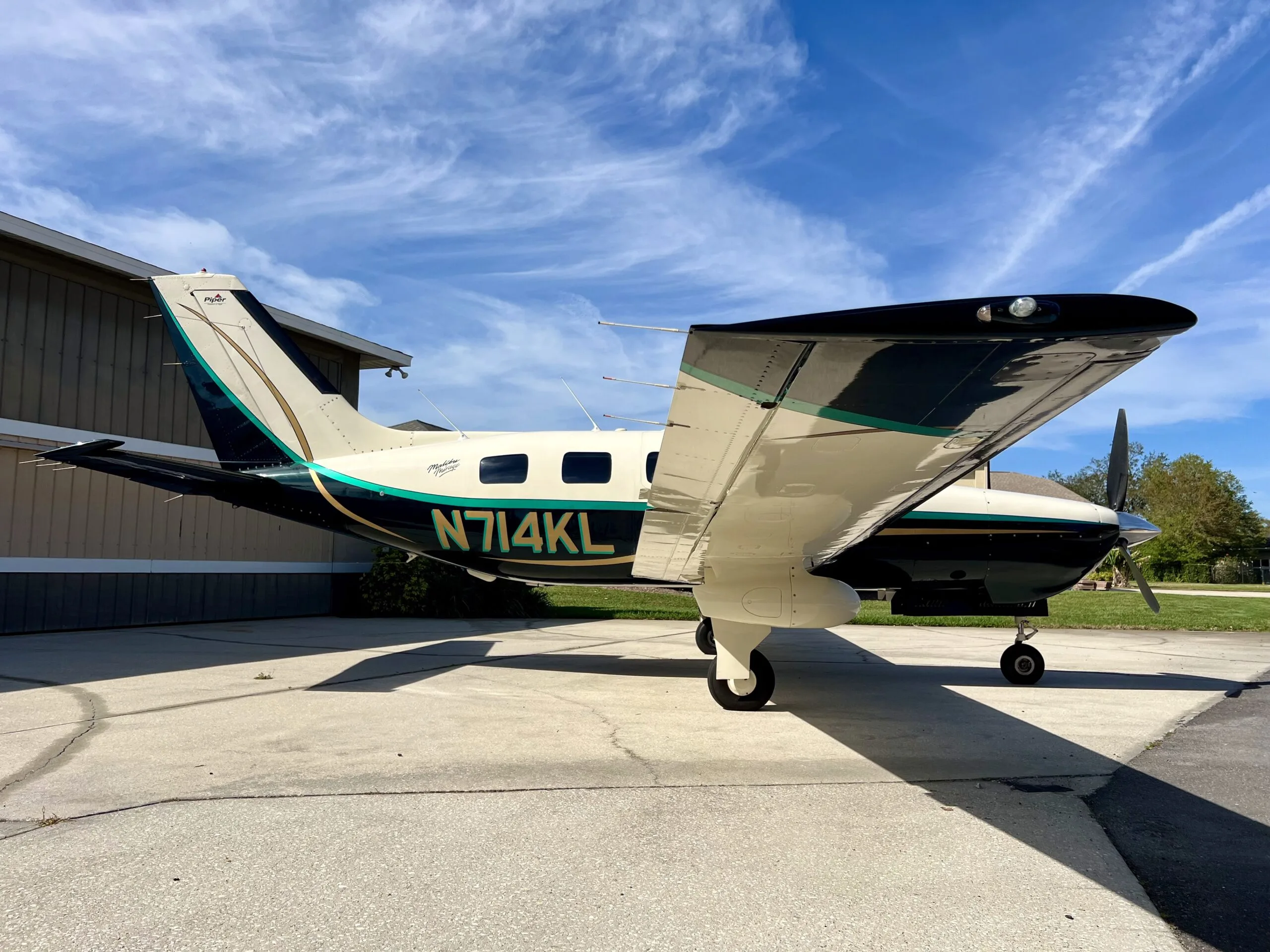 Exterior view of a 2024 Piper M350.
