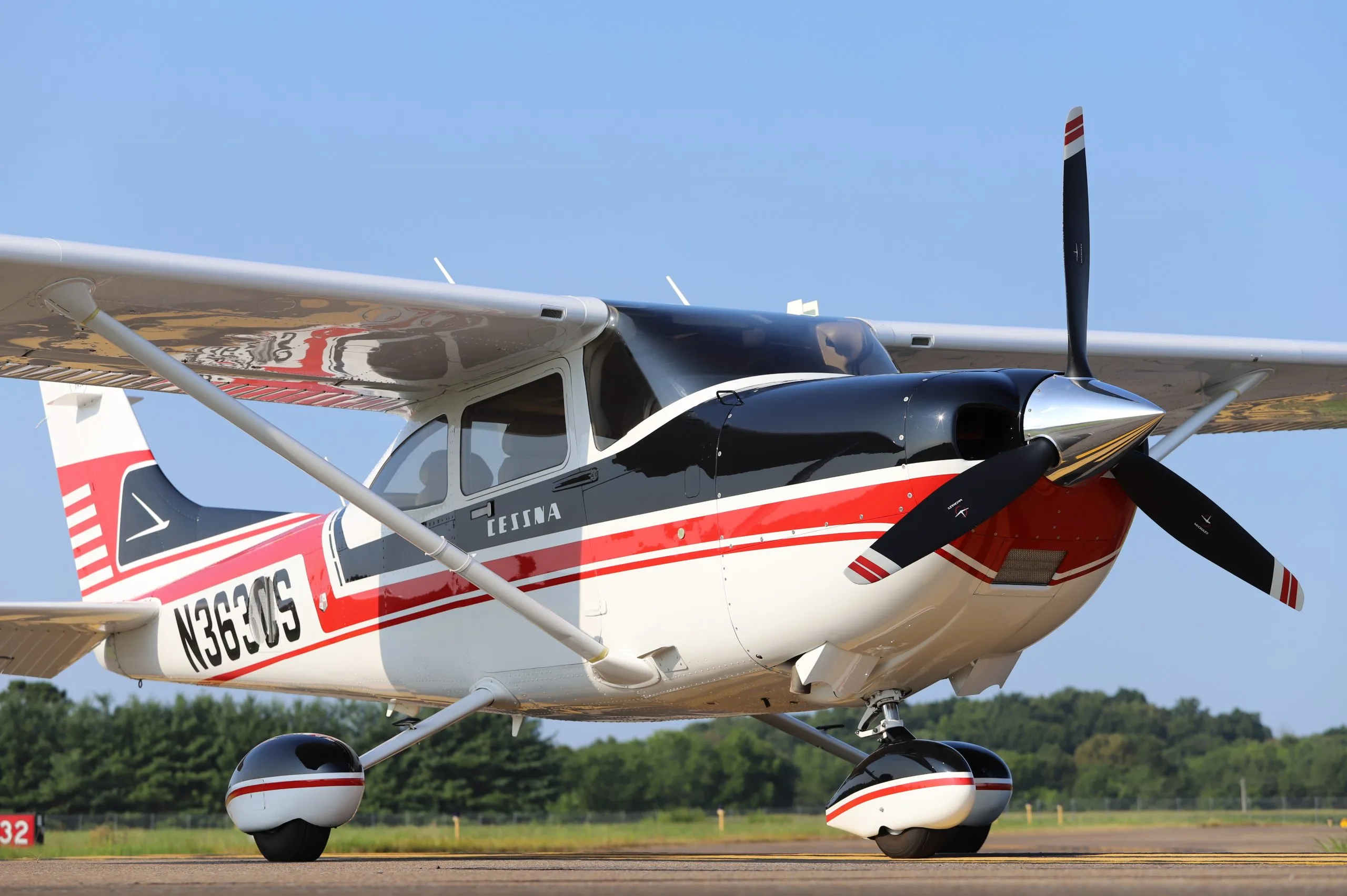 Cessna 182T Skylane