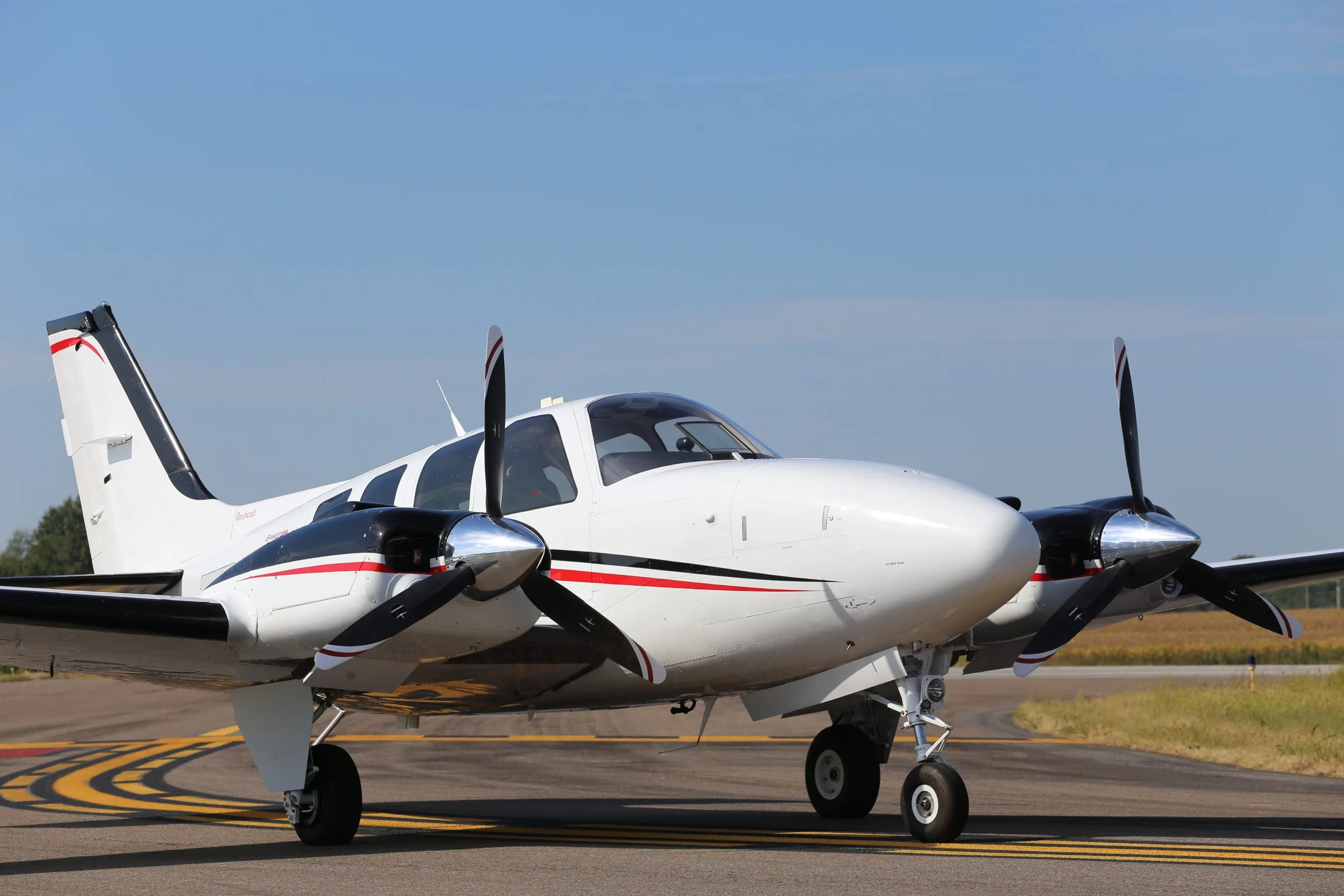 BEECHCRAFT G58 BARON