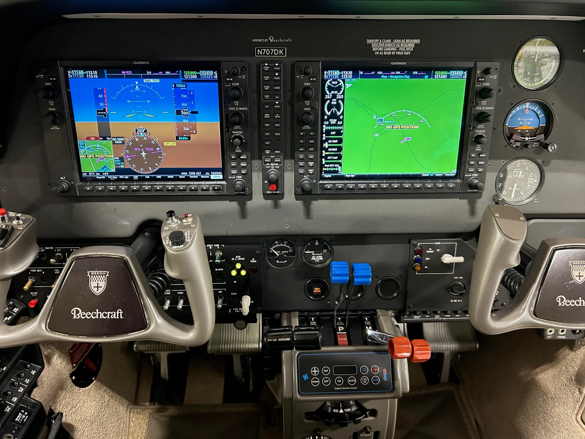 Avionics suite of a 2013 Beechcraft G58 BARON.