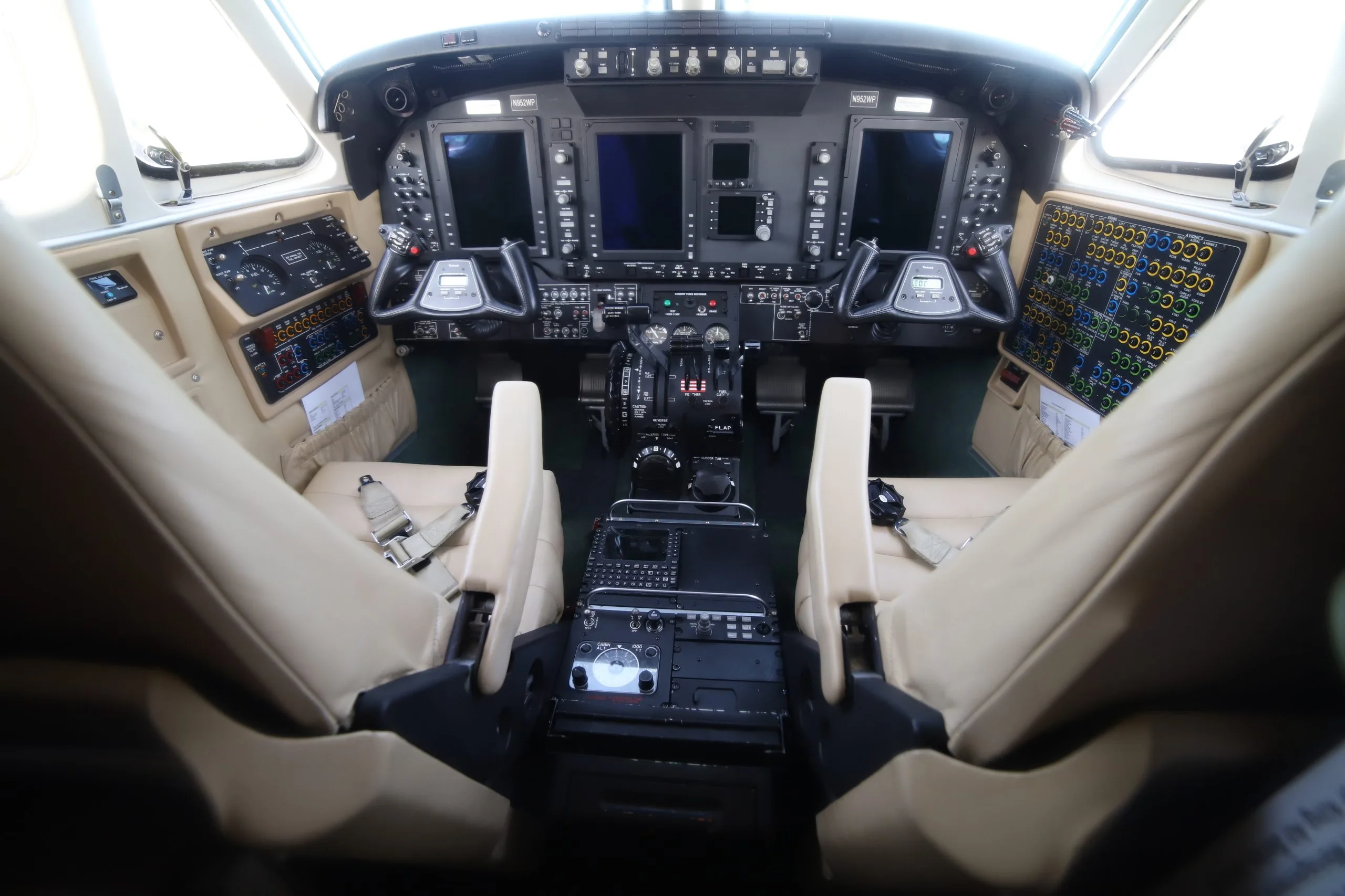 Cockpit and instrument panel of a 2008 Beechcraft KING AIR C90GTI.