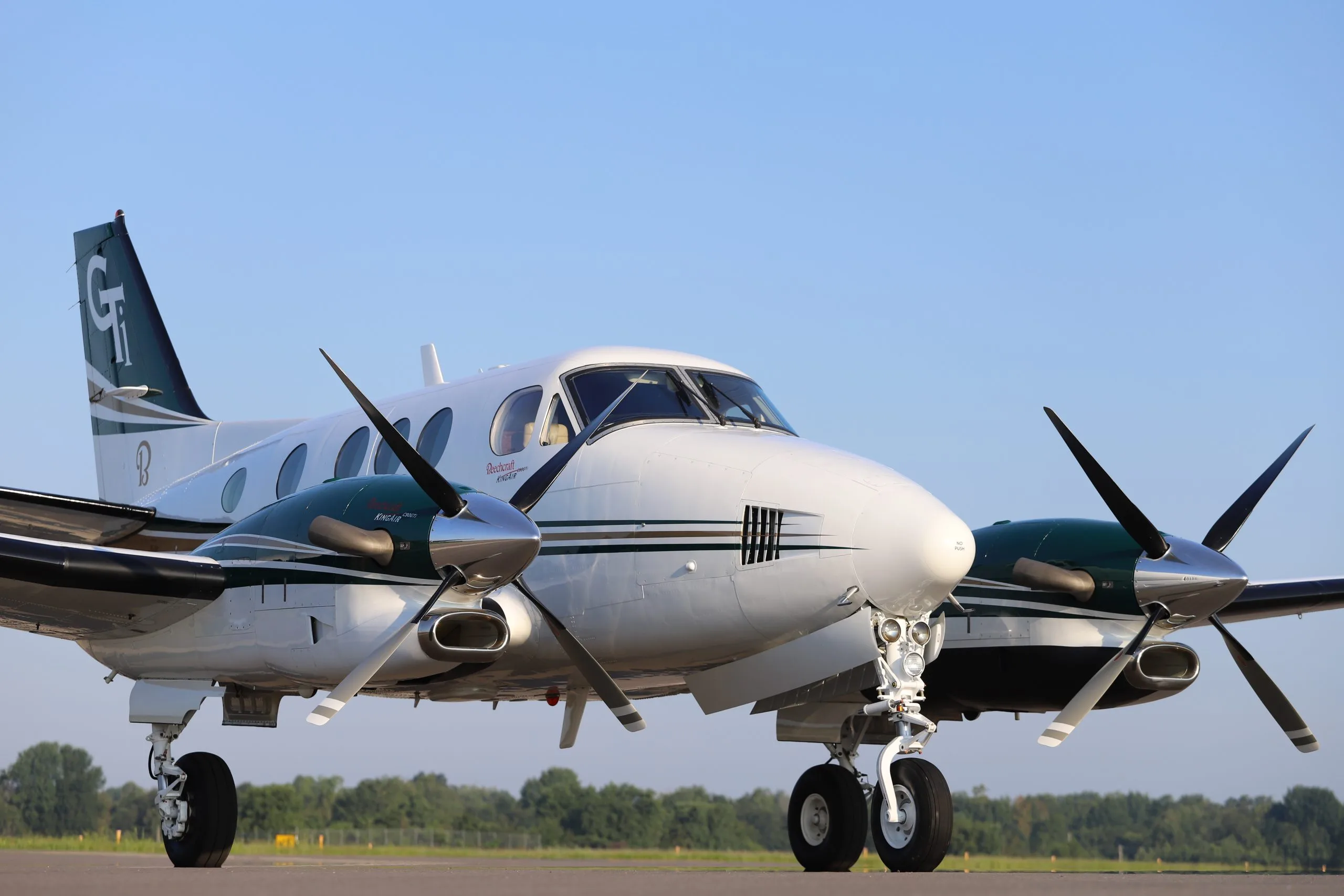 Exterior view of a 2008 Beechcraft KING AIR C90GTI.