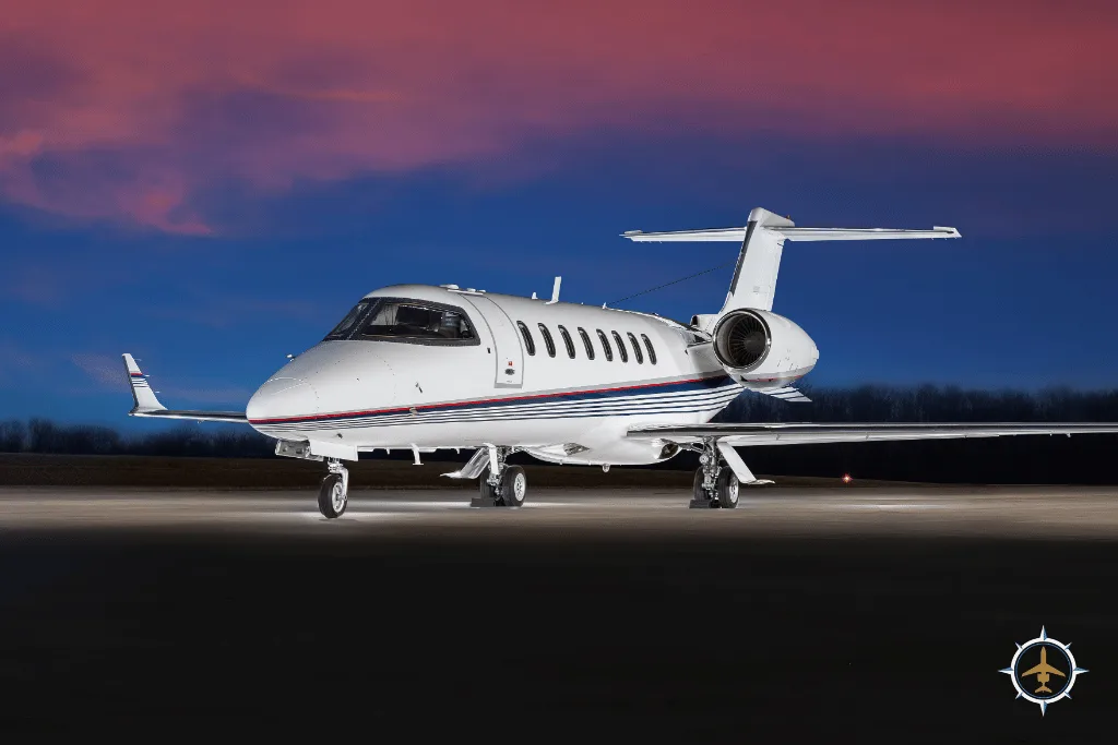 Exterior view of a 2014 Learjet 75 45-498, N302KB.