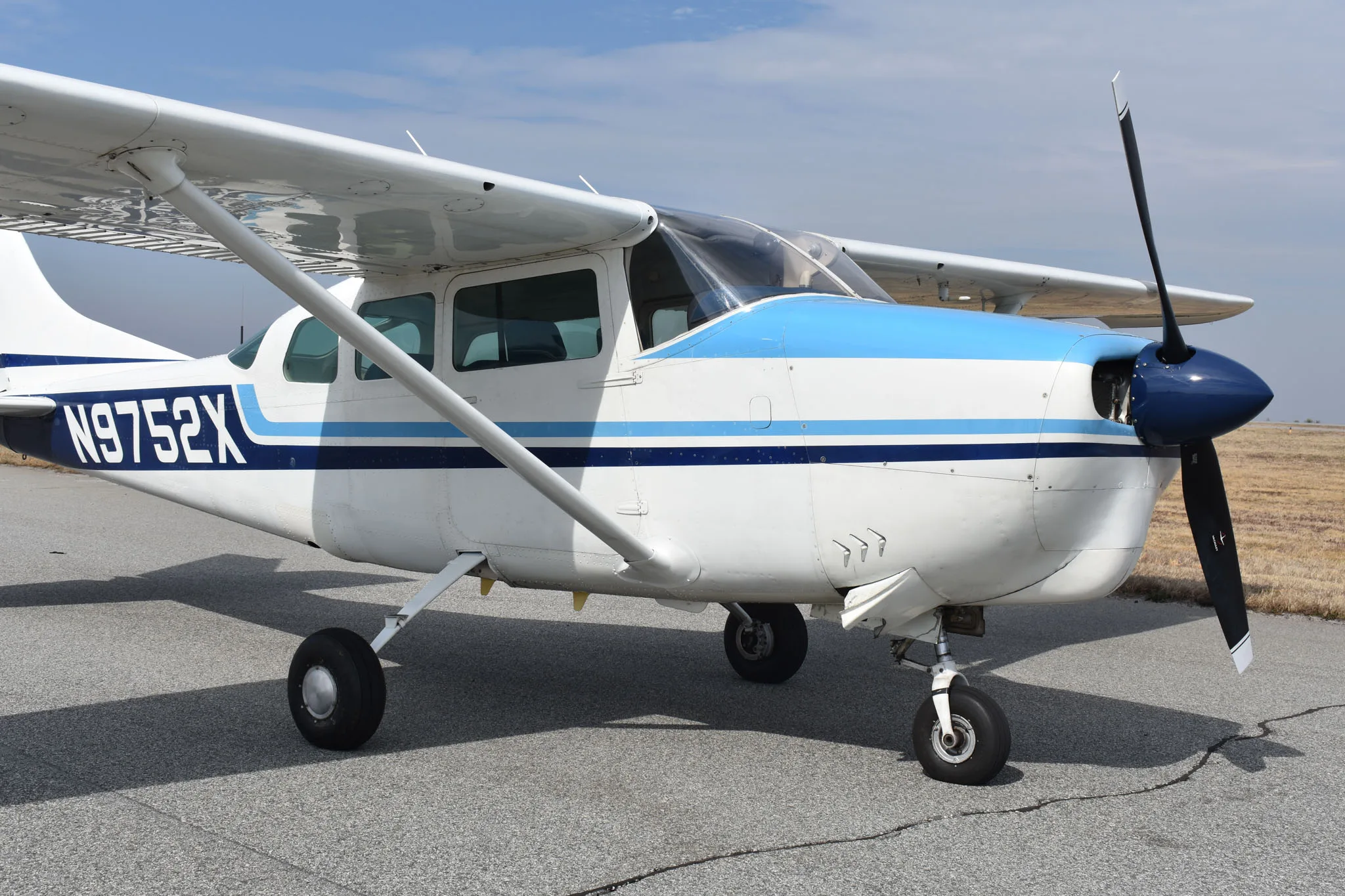 Exterior view of a 1962 Cessna 210B, N9752X.