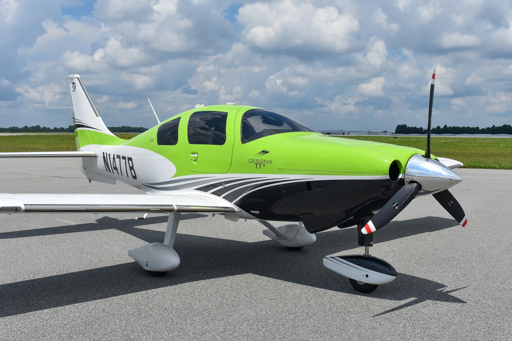 Exterior view of a 2014 Cessna TTX, N1477B.