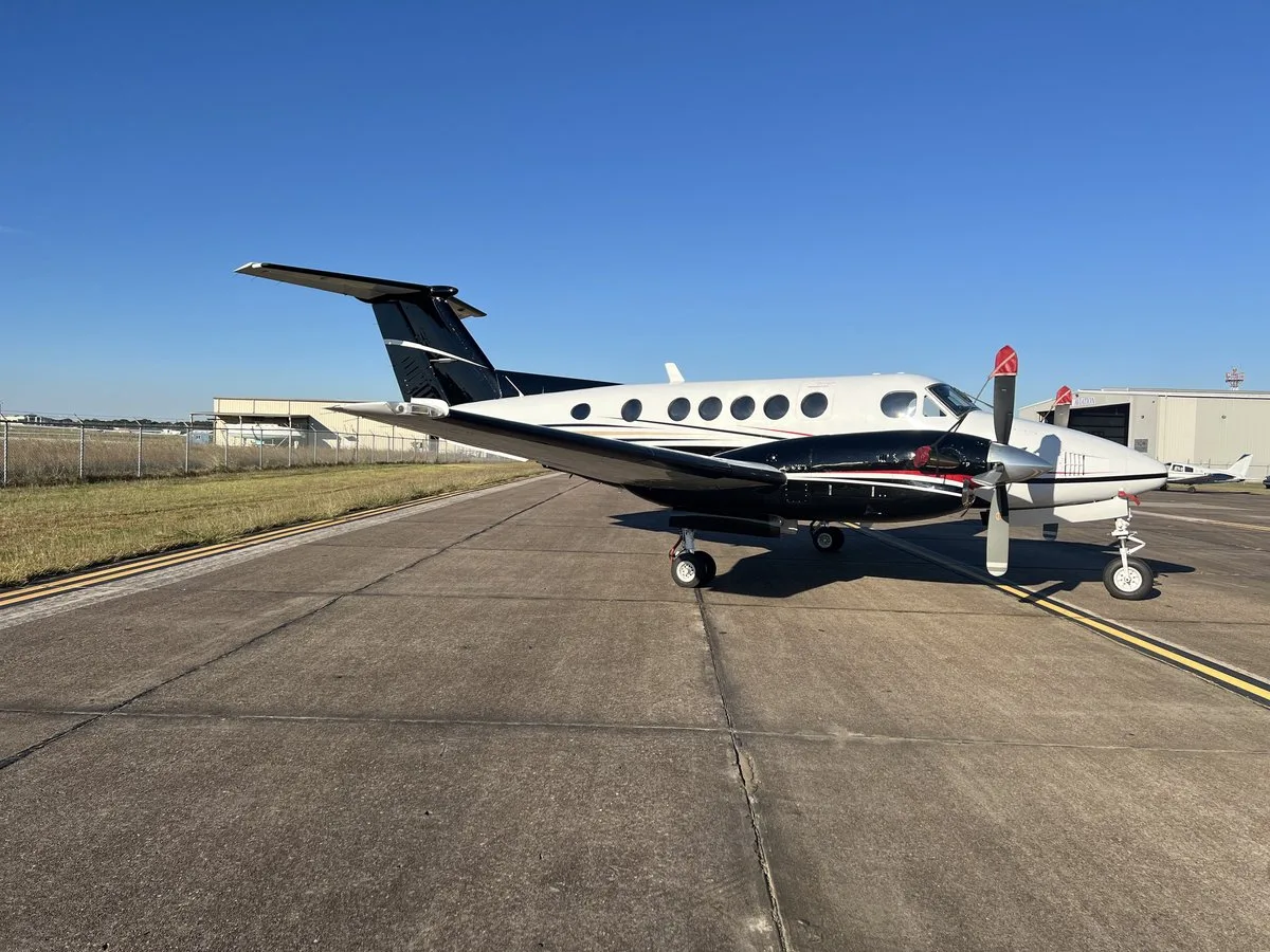 Exterior view of a 1981 Beechcraft King Air 200 SN, N550GL.