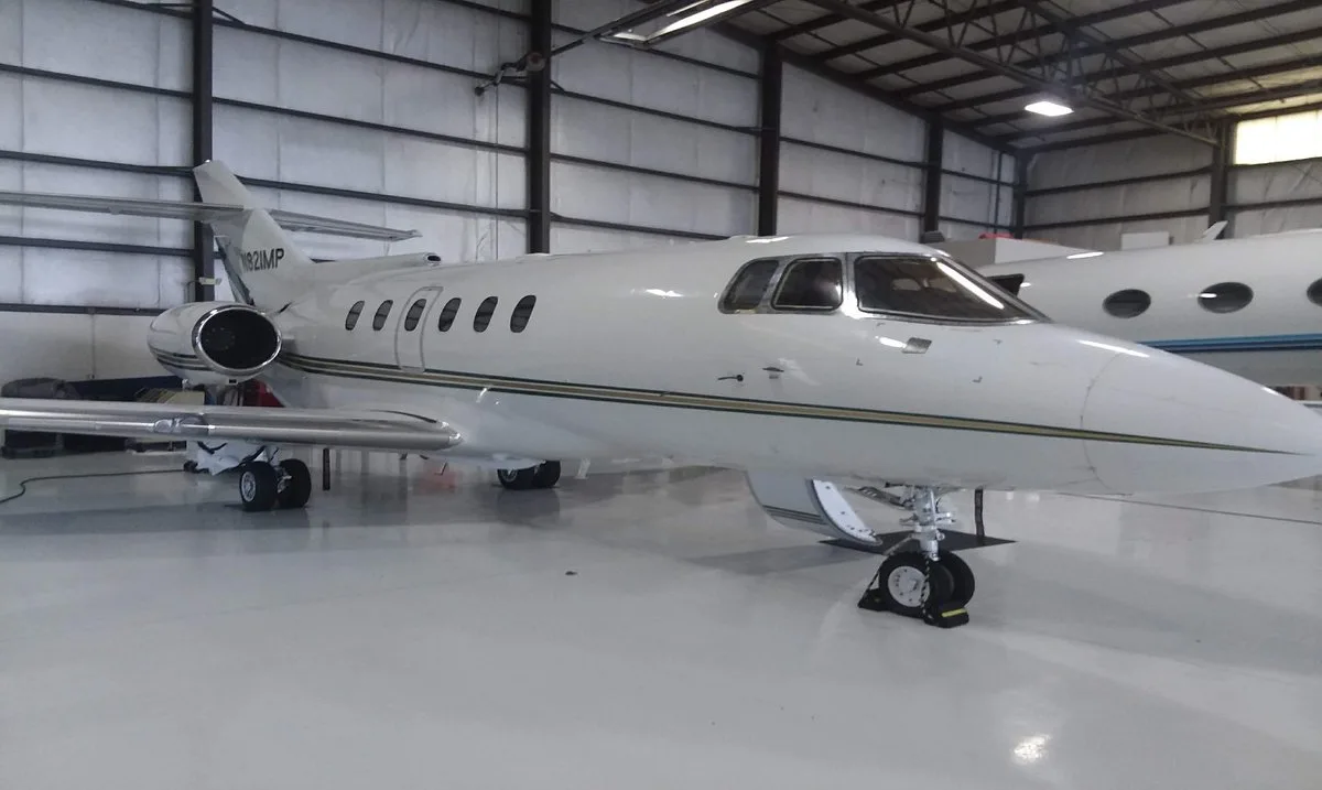Exterior view of a 1985 Hawker 800A SN 258043, N821MP.