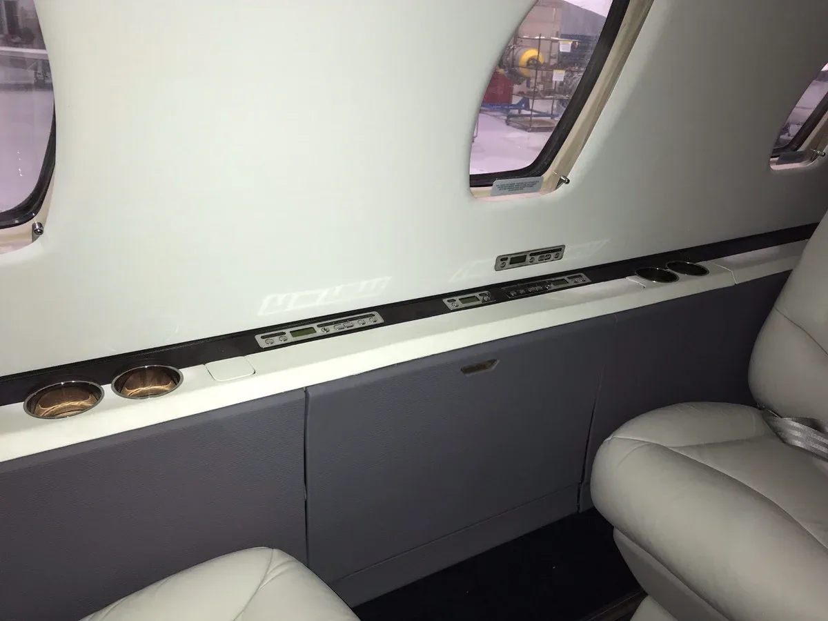 Cockpit and instrument panel of a 2001 Cessna Citation Excel SN 560-5152.
