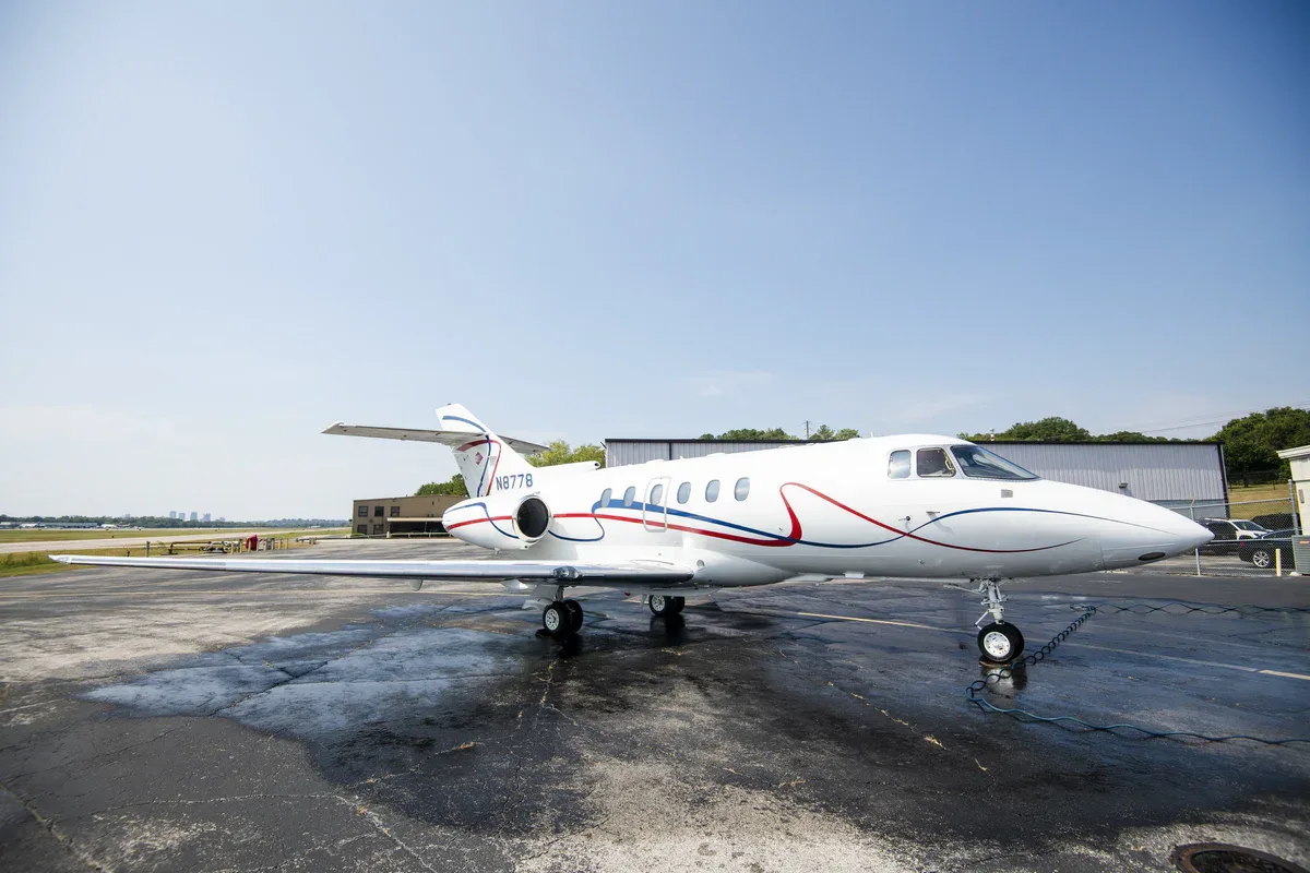 Exterior view of a 2002 Hawker 800XP SN 258560, N8778.