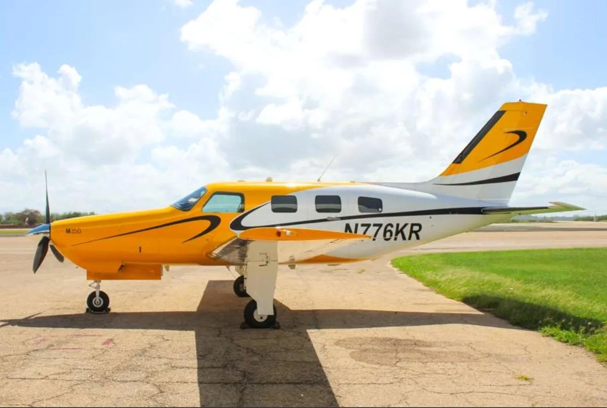 Exterior view of a 2008 Piper Matrix SN 4692071, N776KR.