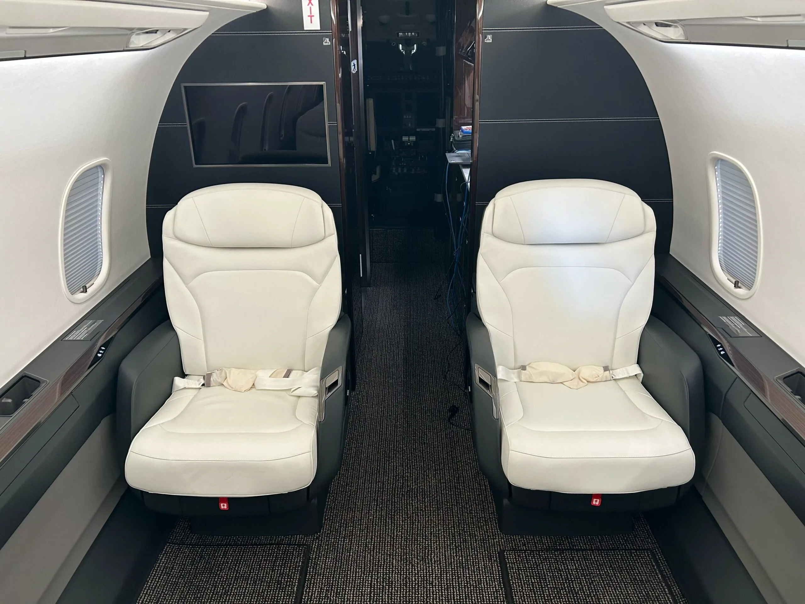 Cabin interior of a Bombardier Challenger 3500.