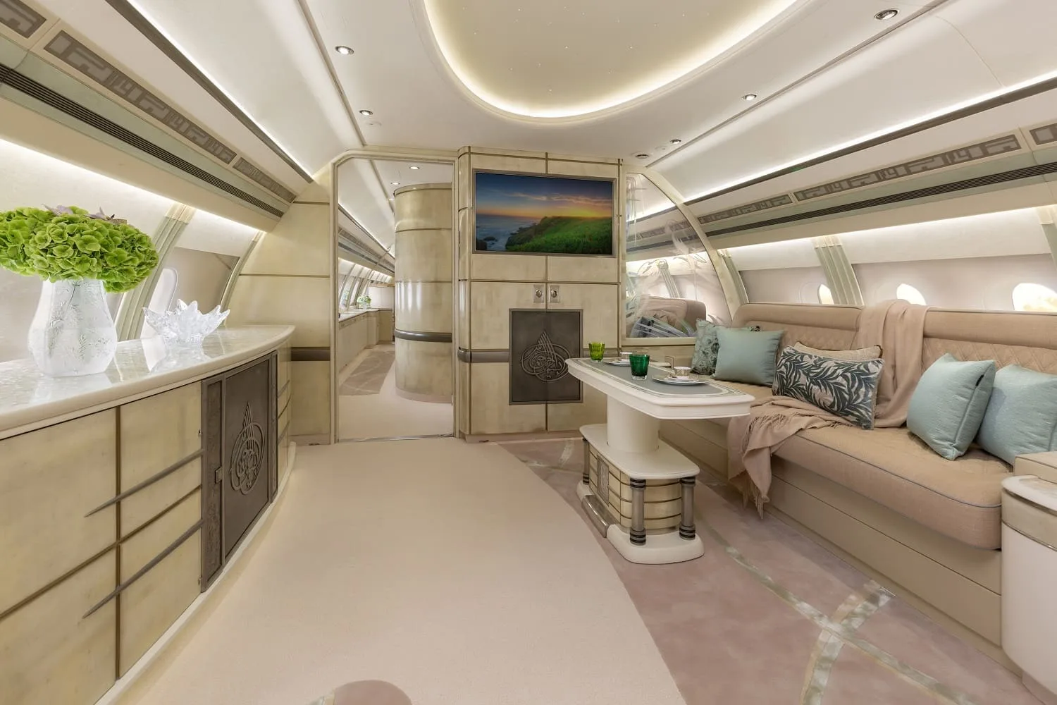 Cabin interior of a Airbus A320.