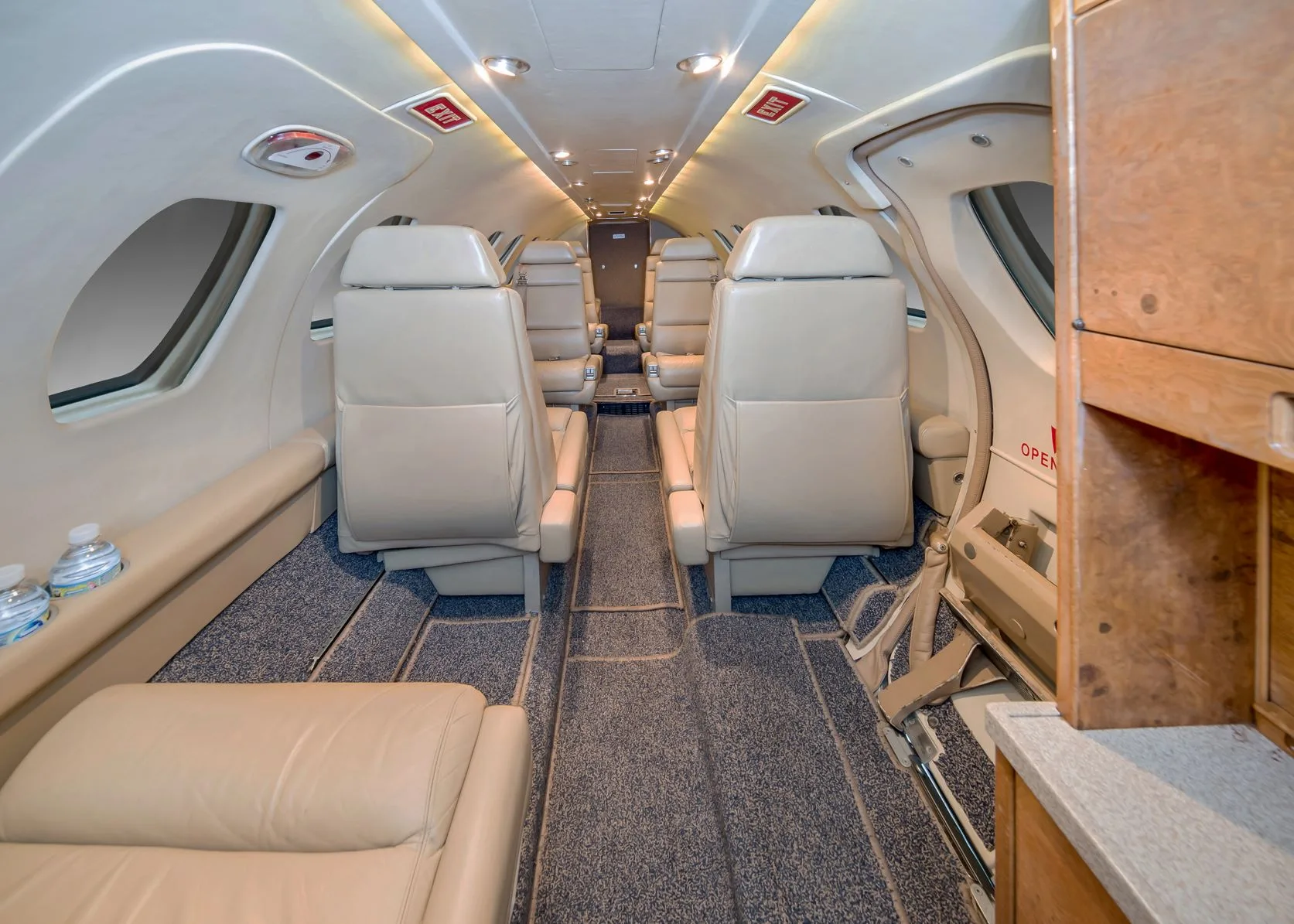 Cabin interior of a 1991 Cessna Citation V.