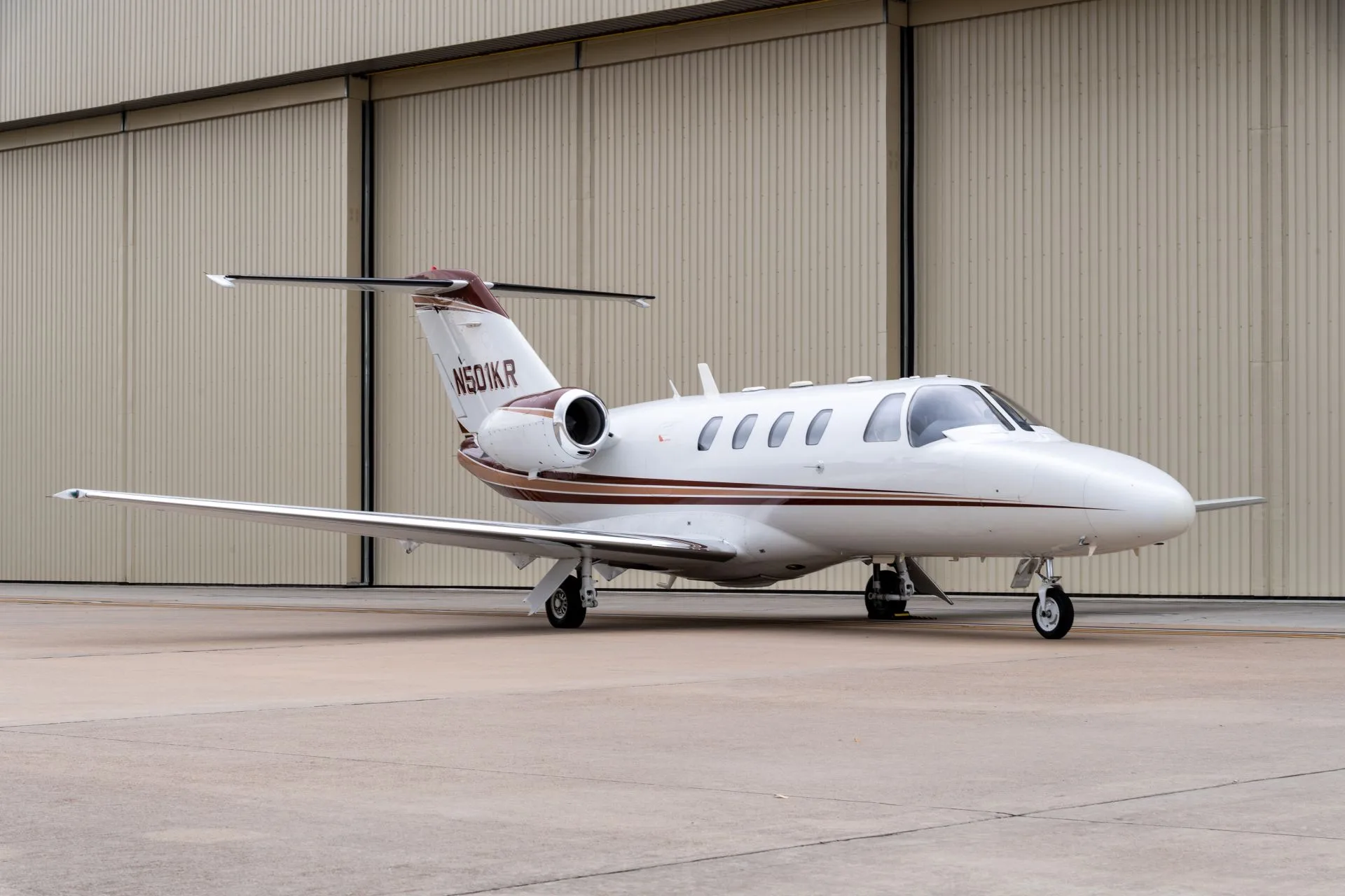 Exterior view of a 1993 Cessna CITATION 525.