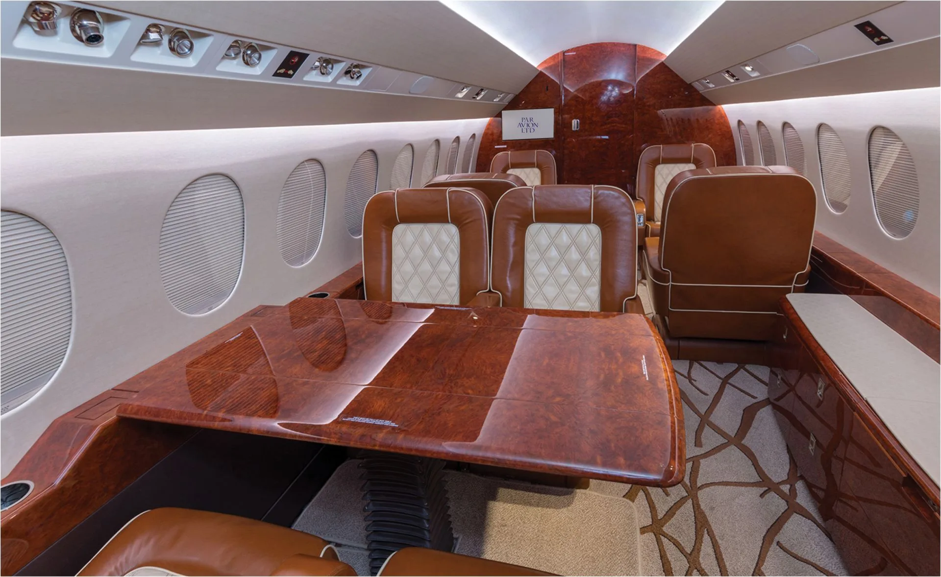 Cabin interior of a 2001 Dassault FALCON 900EX.