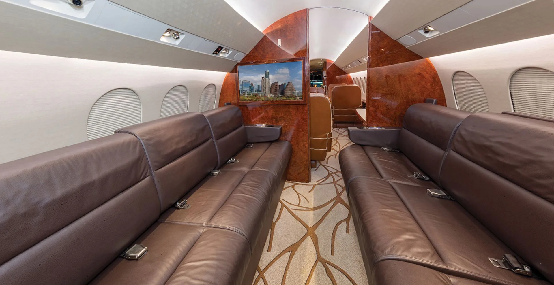 Cabin interior of a 2001 Dassault FALCON 900EX.