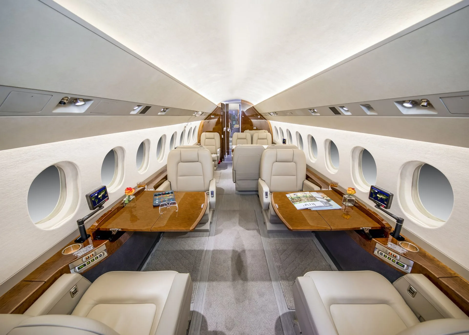 Cabin interior of a 2010 Dassault FALCON 2000LX.