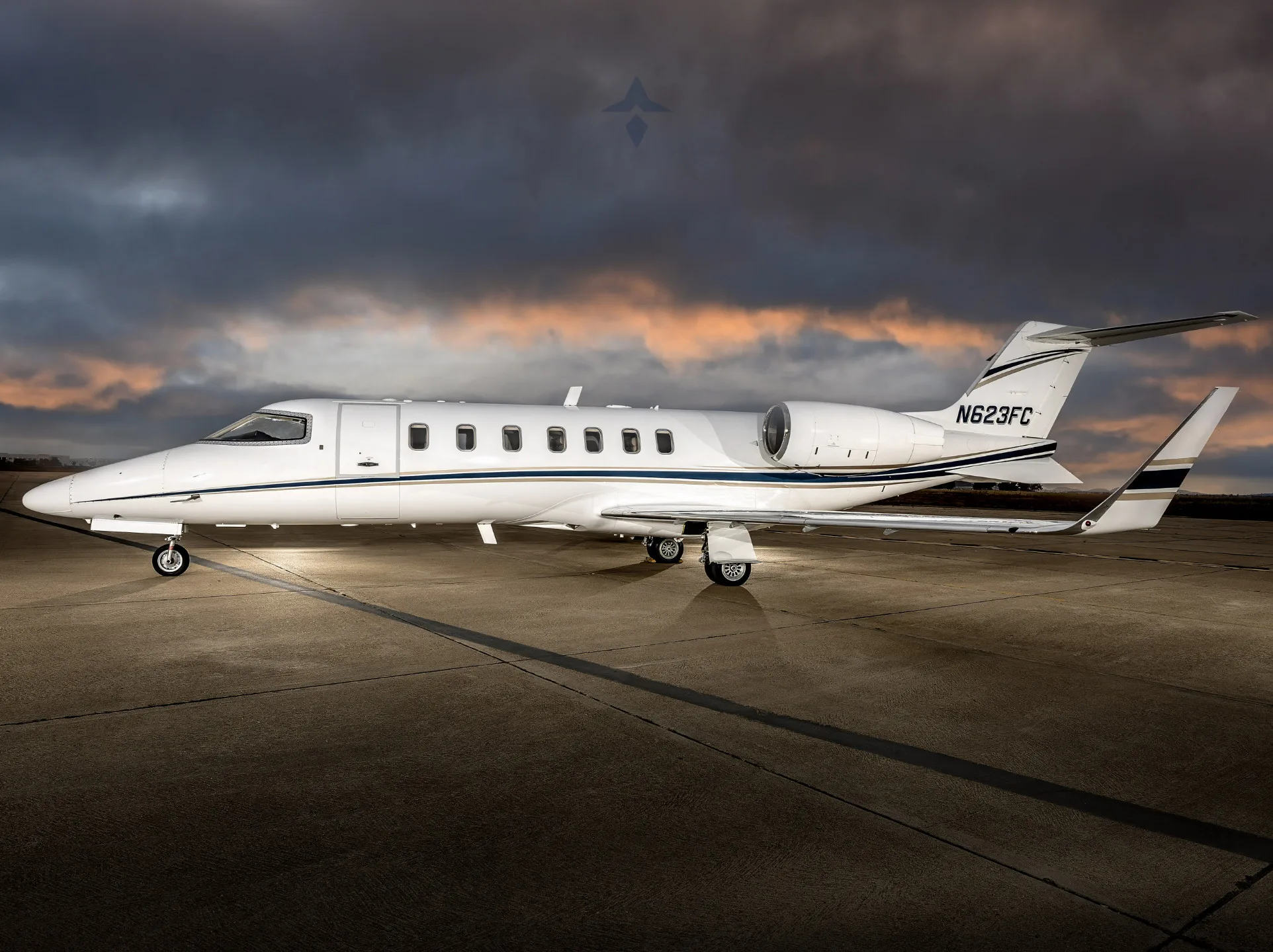 Avionics suite of a 2006 Learjet 40XR.
