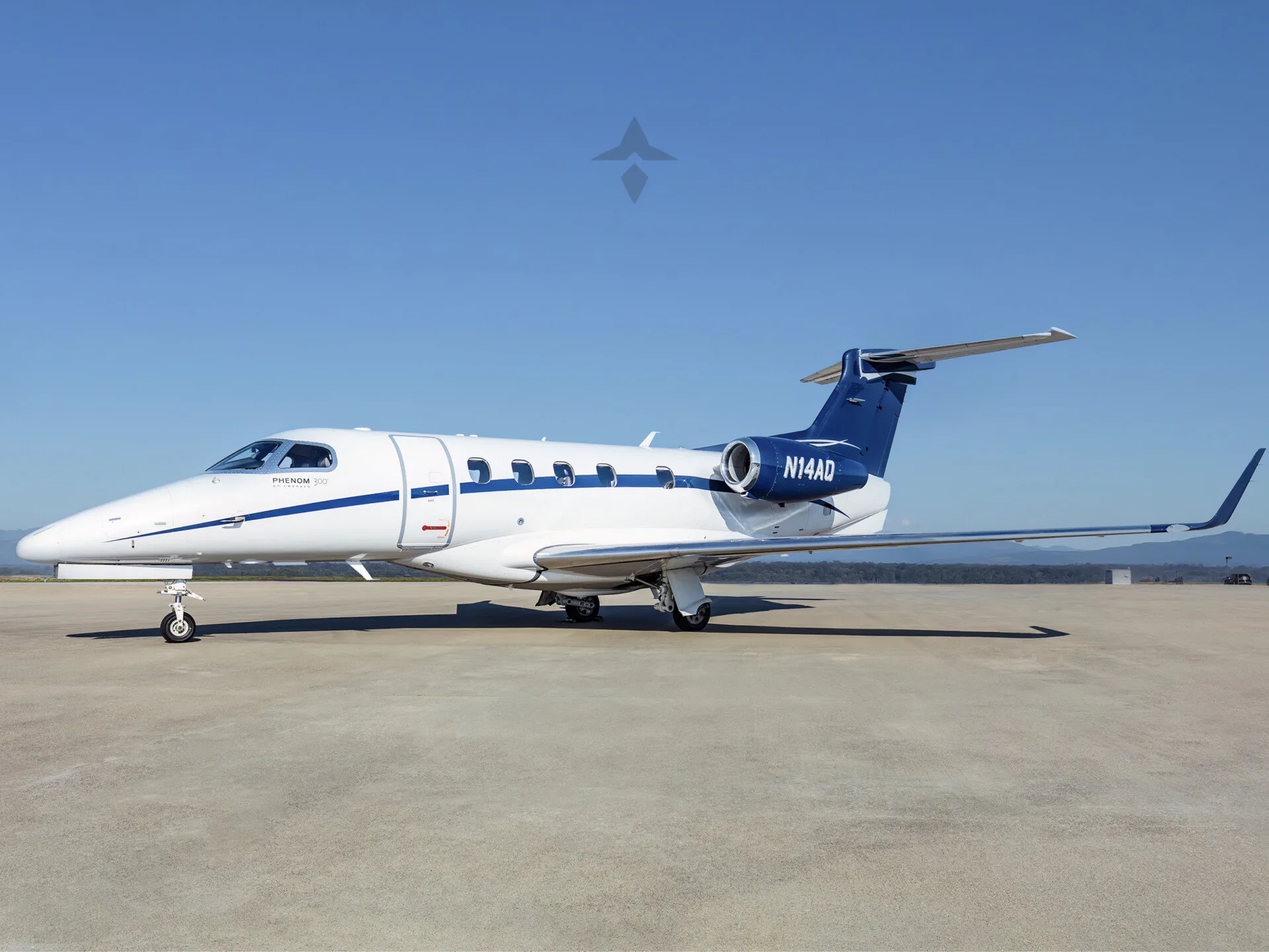 Embraer Phenom 300