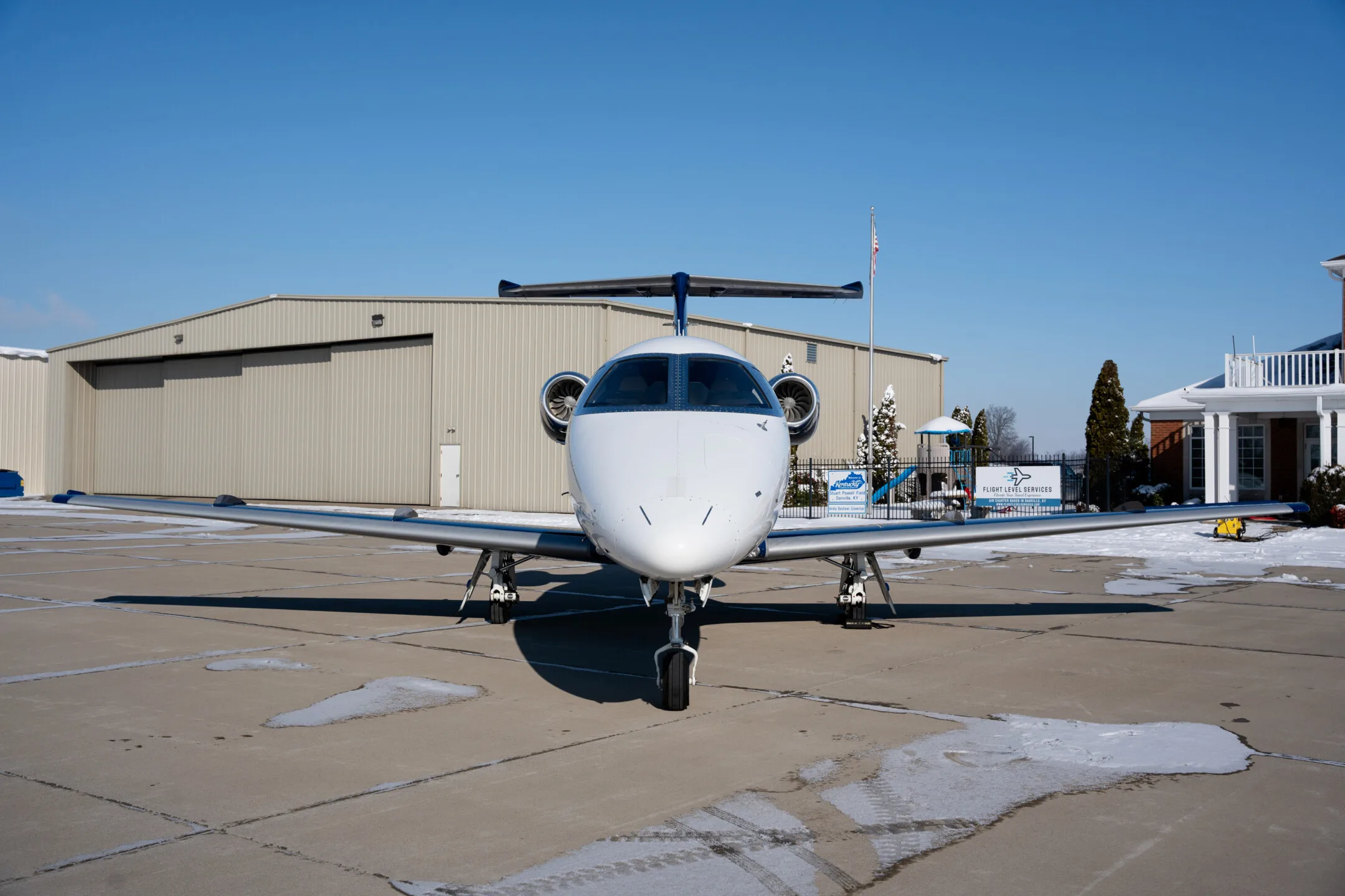 Embraer Phenom 100EV