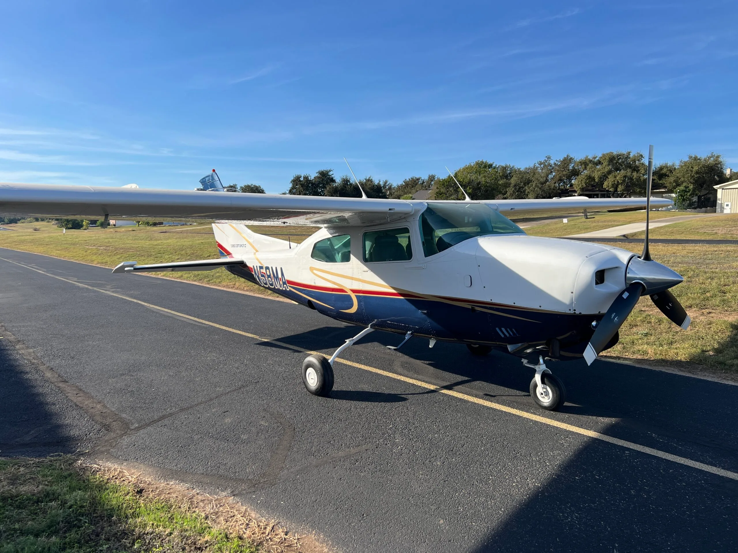 Exterior view of a 1970 Cessna 150 K, N6306G.