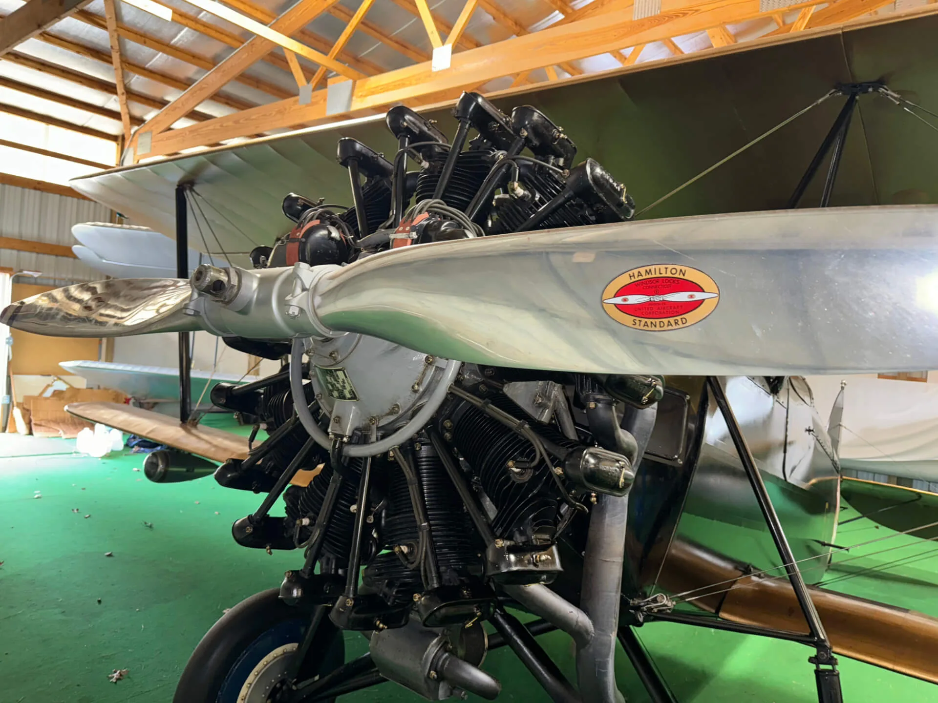 Engine detail of a 1927 Waco ASO.