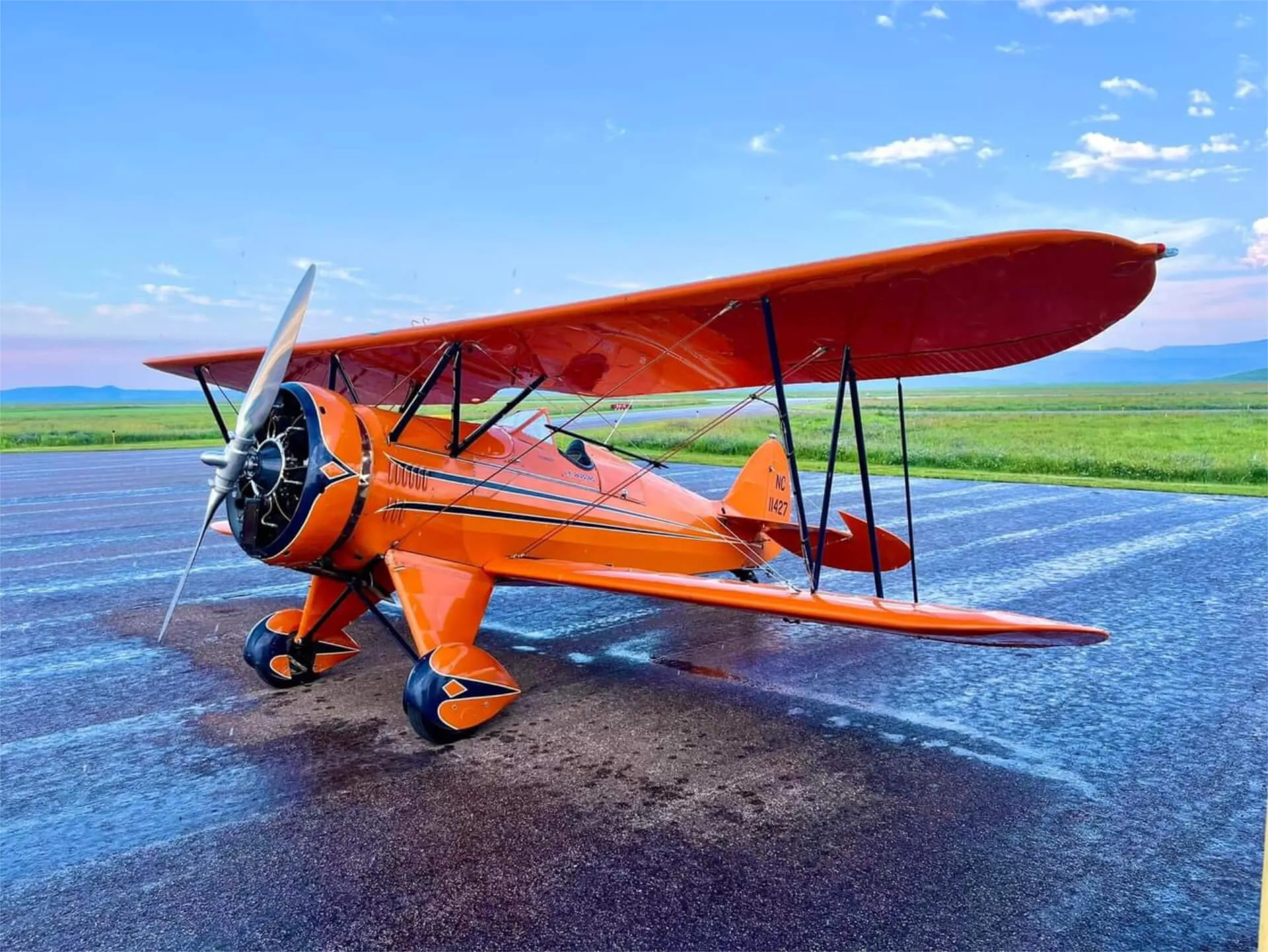 Exterior view of a 1931 Waco QCF-2.