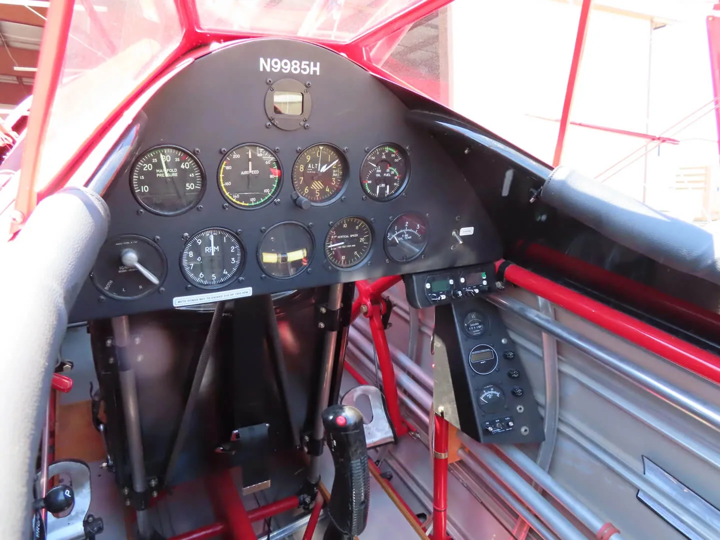 Cockpit and instrument panel of a 1941 Boeing A75N1 Stearman.