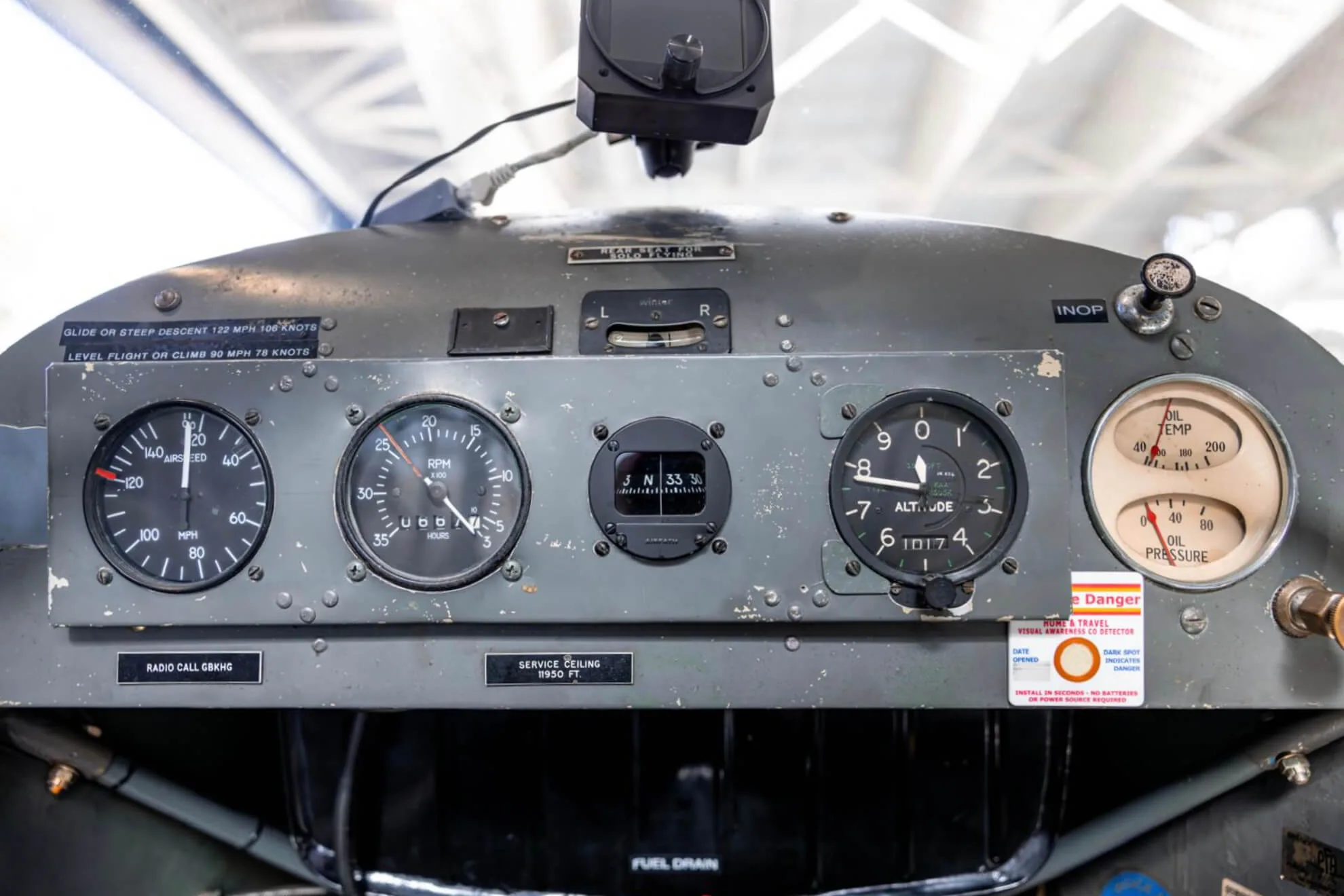 Cockpit and instrument panel of a 1944 Piper L-4H Grasshopper.