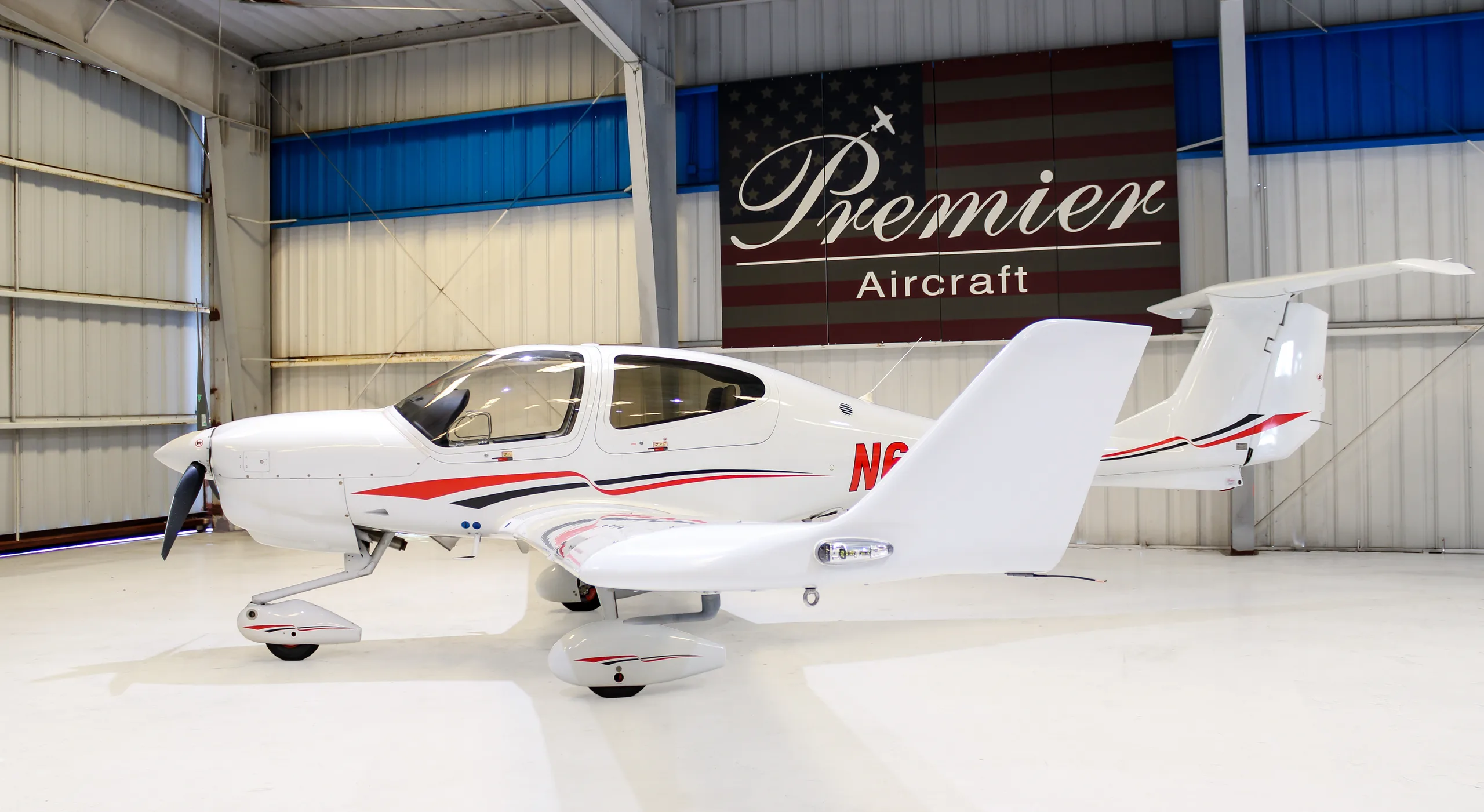 Exterior view of a 2023 Diamond DA40 NG, N627PS.