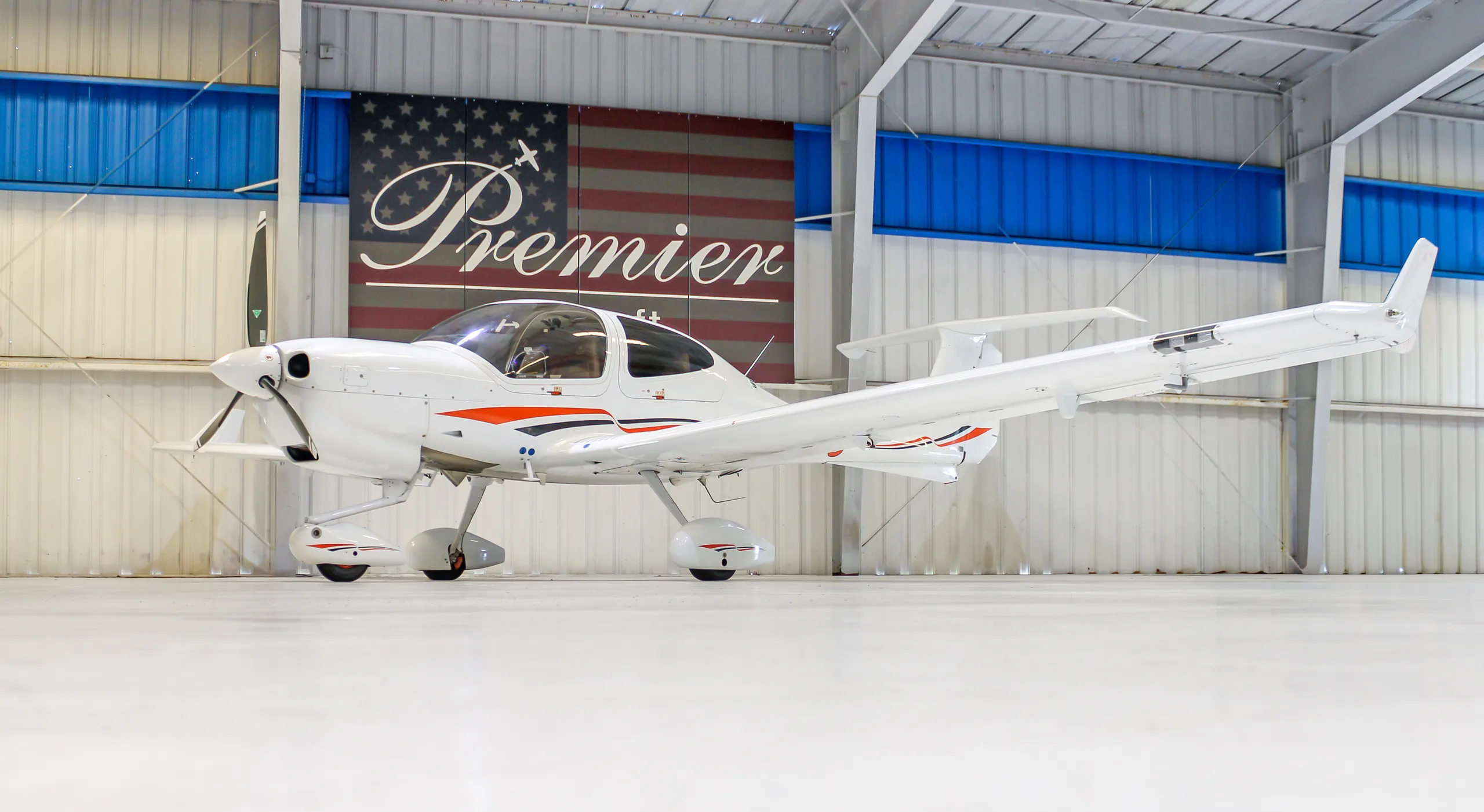 Exterior view of a 2023 Diamond DA40 NG, N627PS.