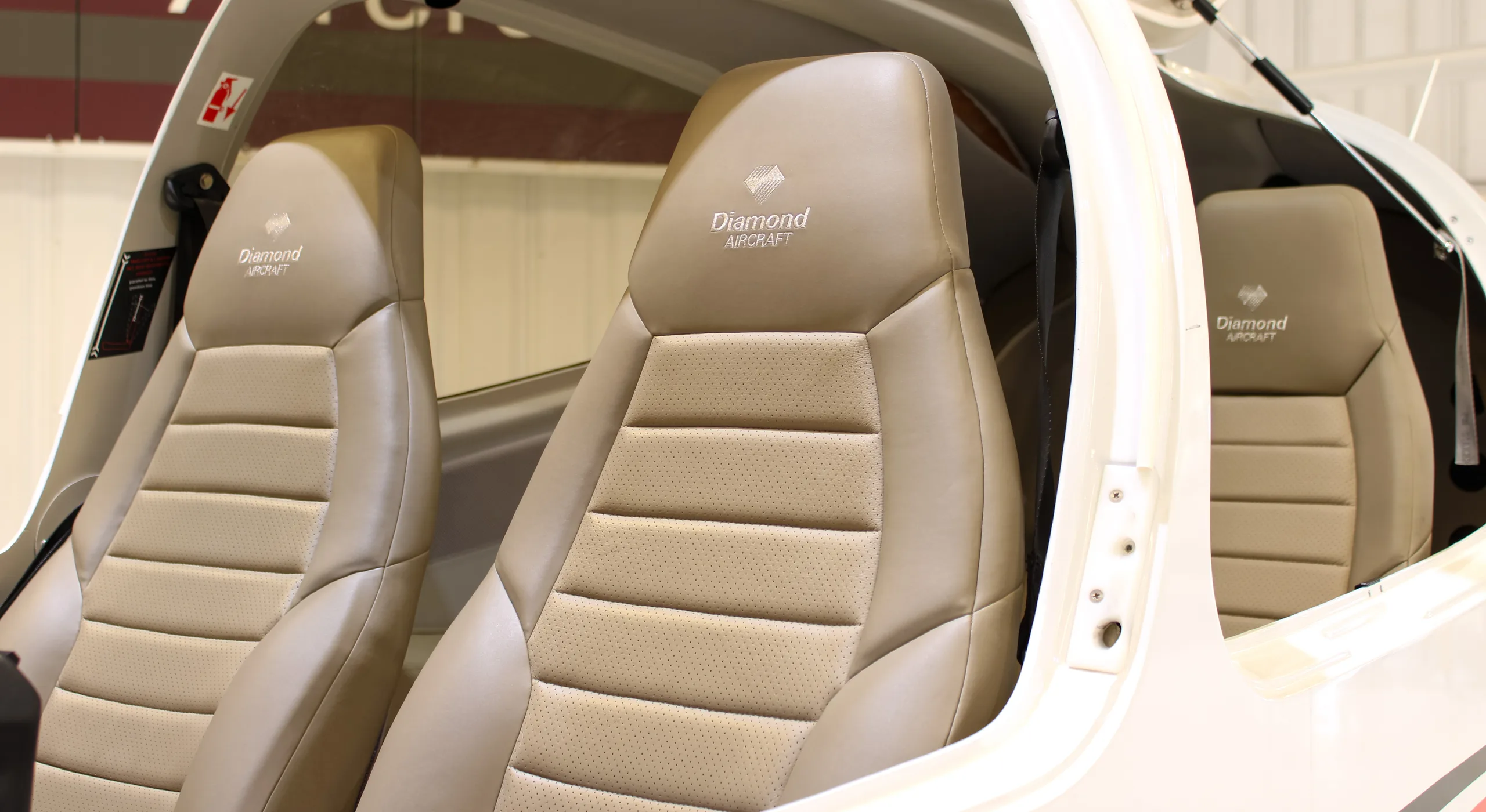 Cabin interior of a 2023 Diamond DA40 NG.