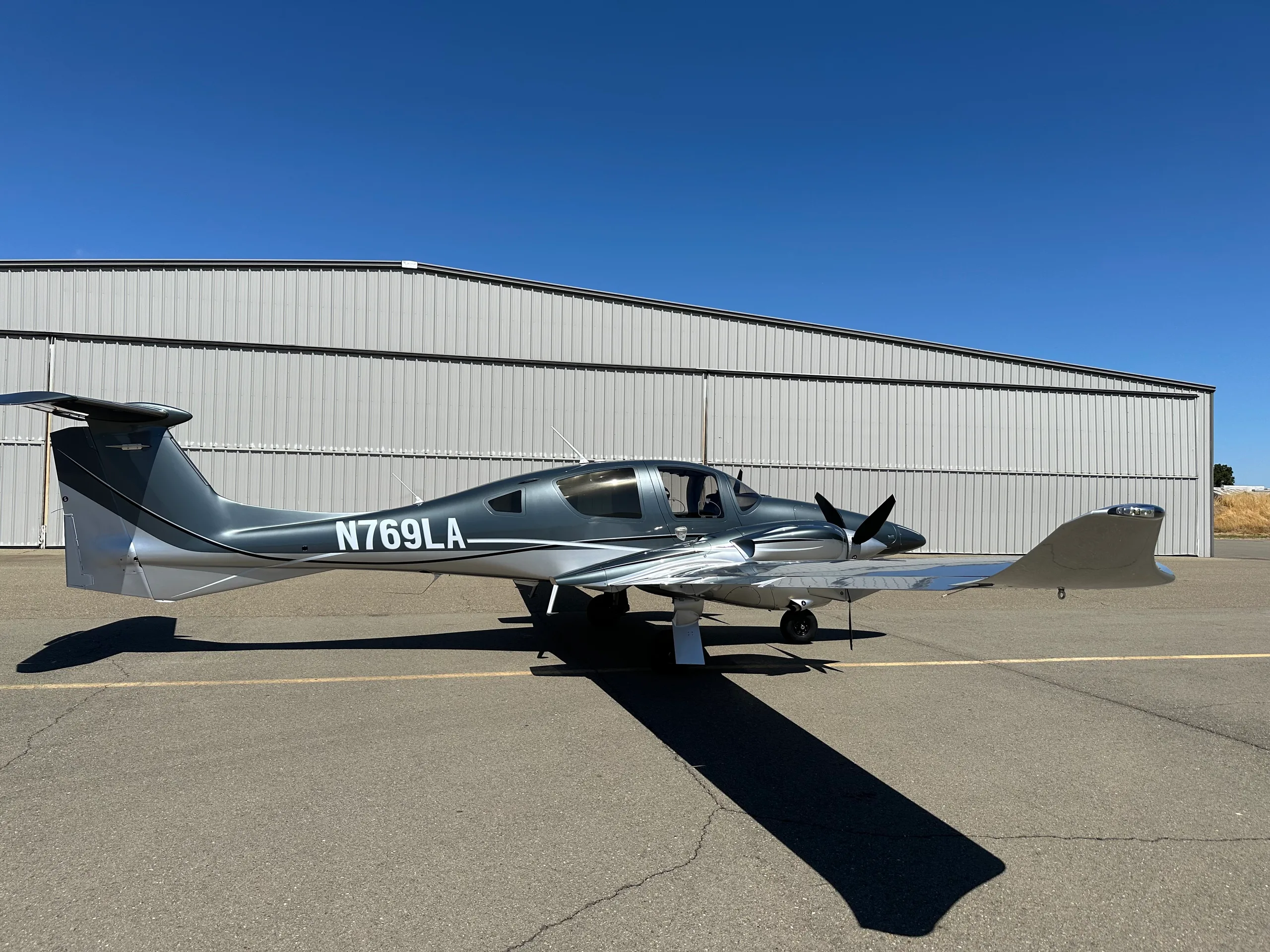 Exterior view of a 2024 Diamond DA62, N769LA.