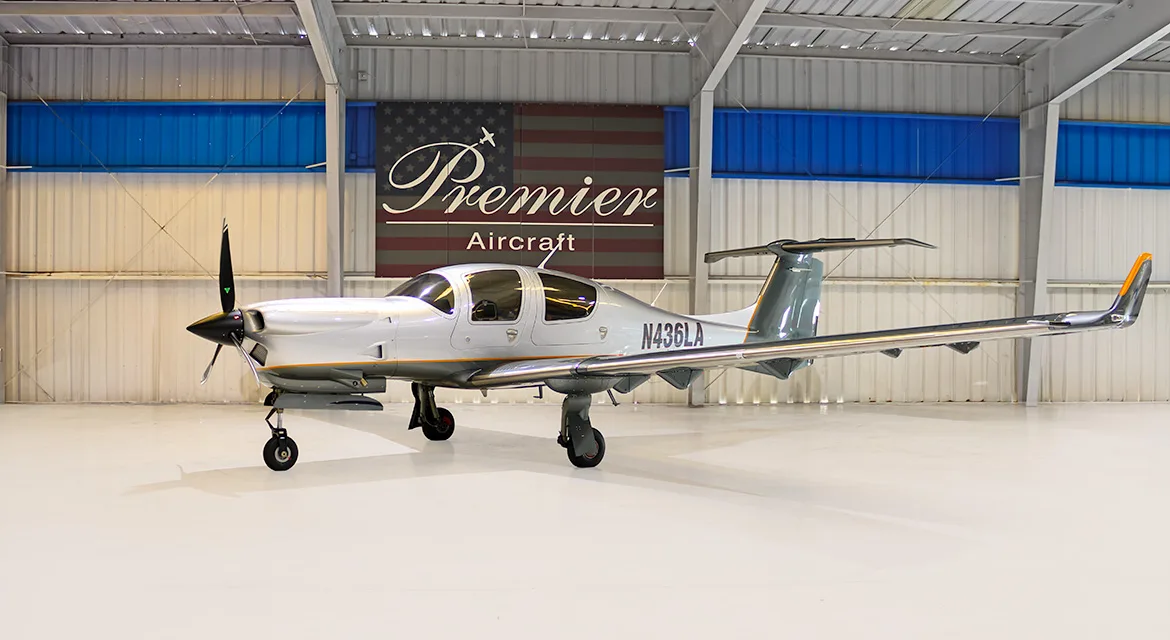 Marketing image of a 2025 Diamond DA50 RG.