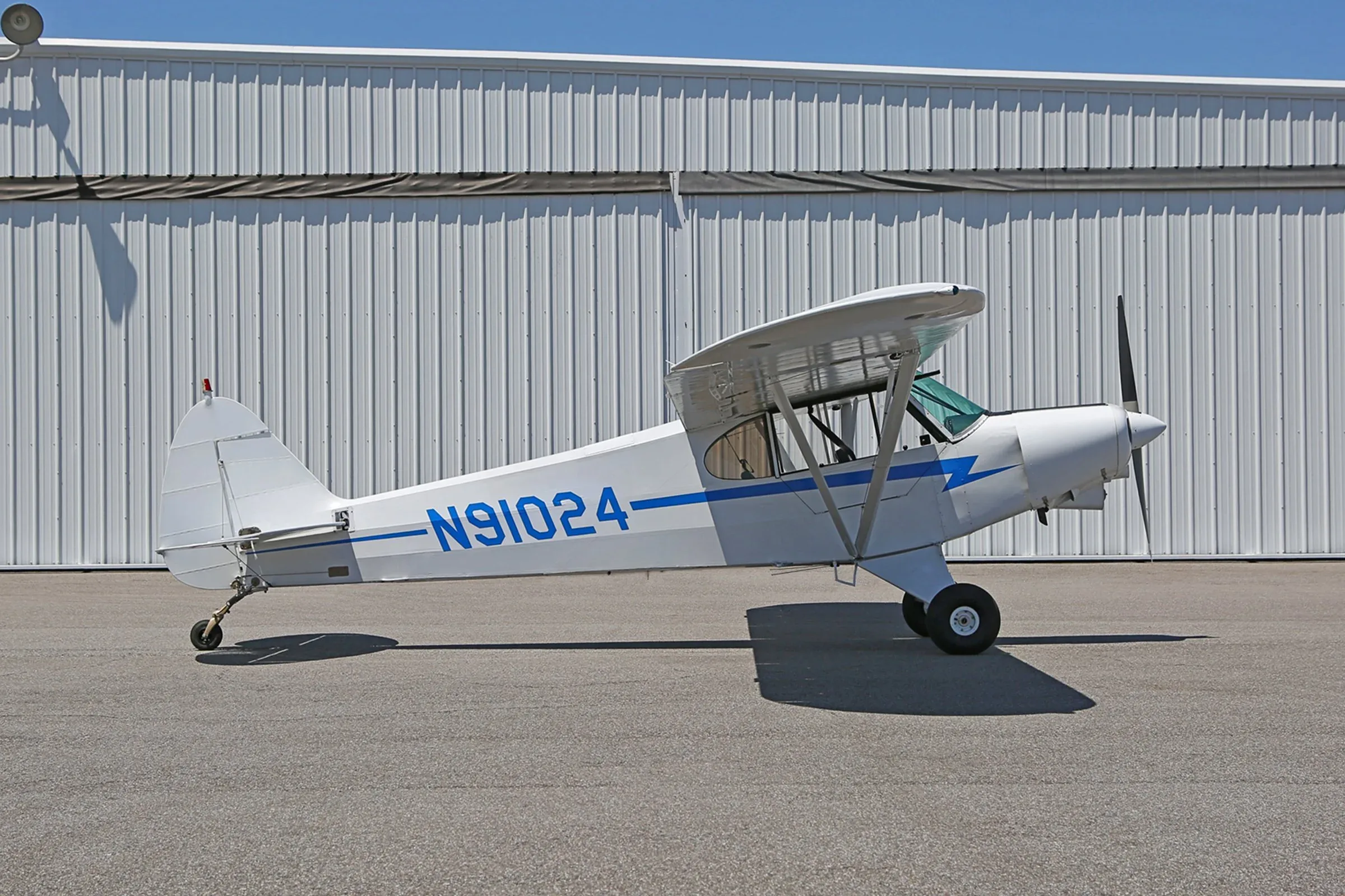 Exterior view of a 1981 Piper Super Cub.