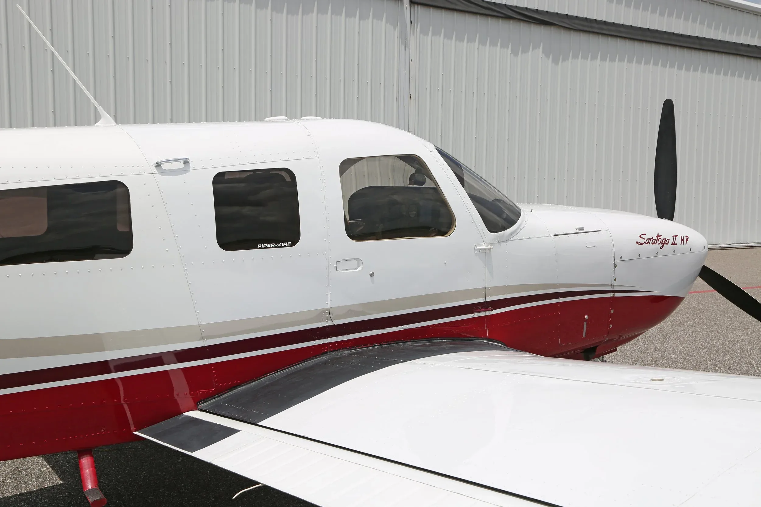 Exterior view of a 1996 Piper SARATOGA II HP.