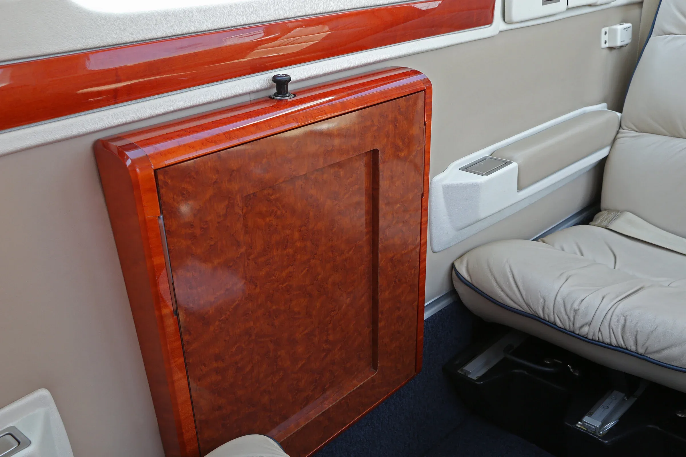 Cabin interior of a 2000 Beechcraft Bonanza.