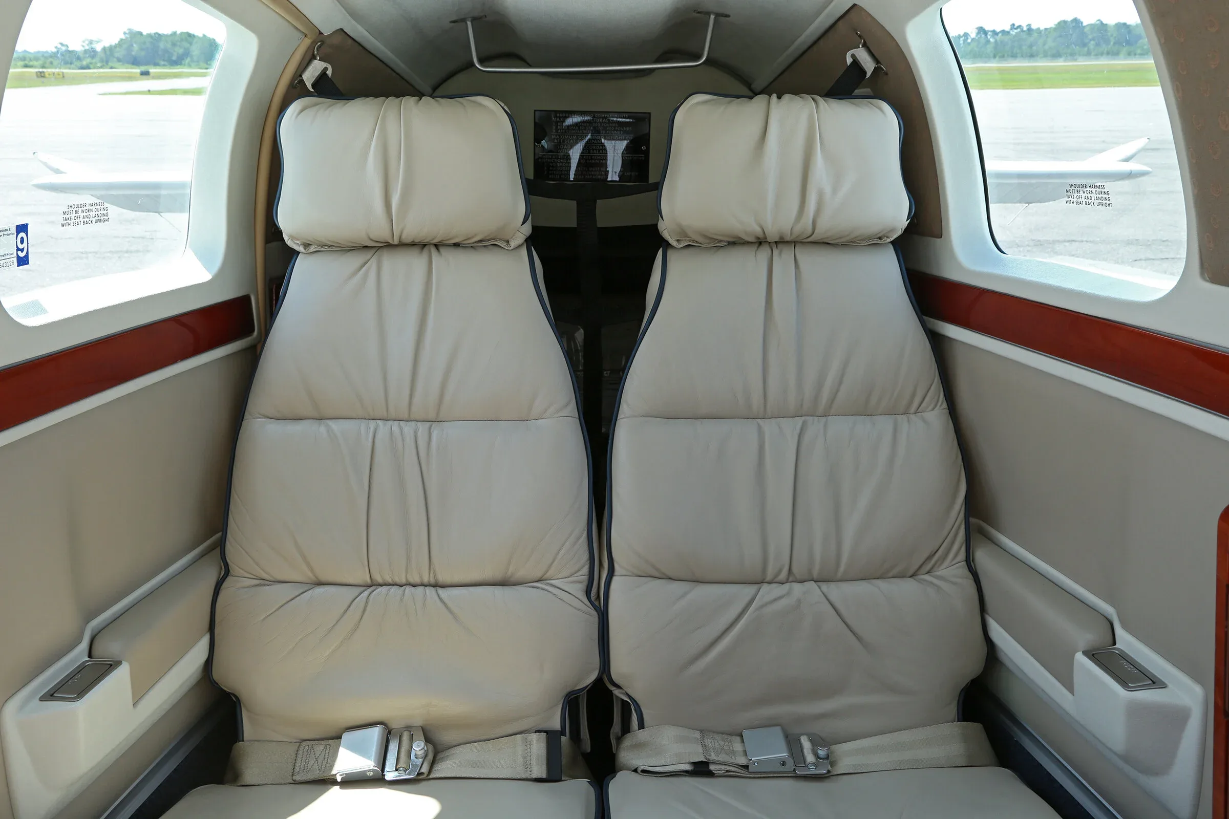 Cabin interior of a 2000 Beechcraft Bonanza.