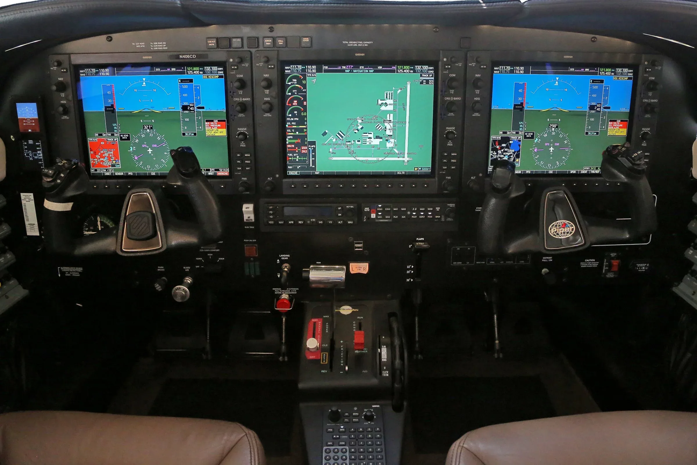Avionics suite of a 2001 Piper PA-46 500TP.