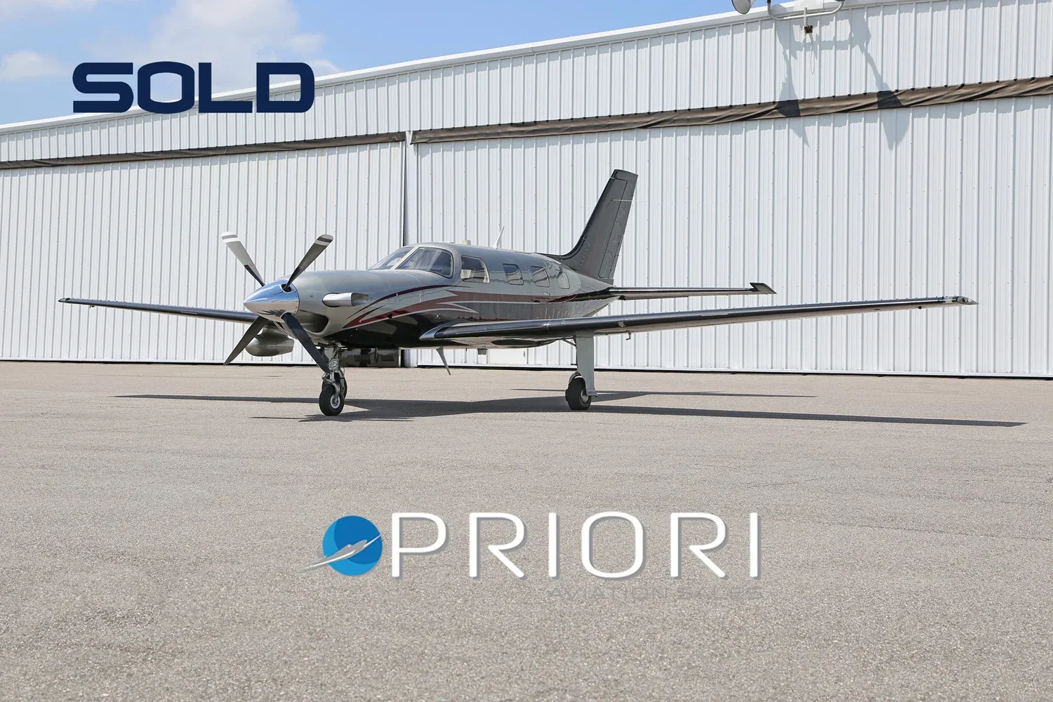Exterior view of a 2001 Piper PA-46 500TP.